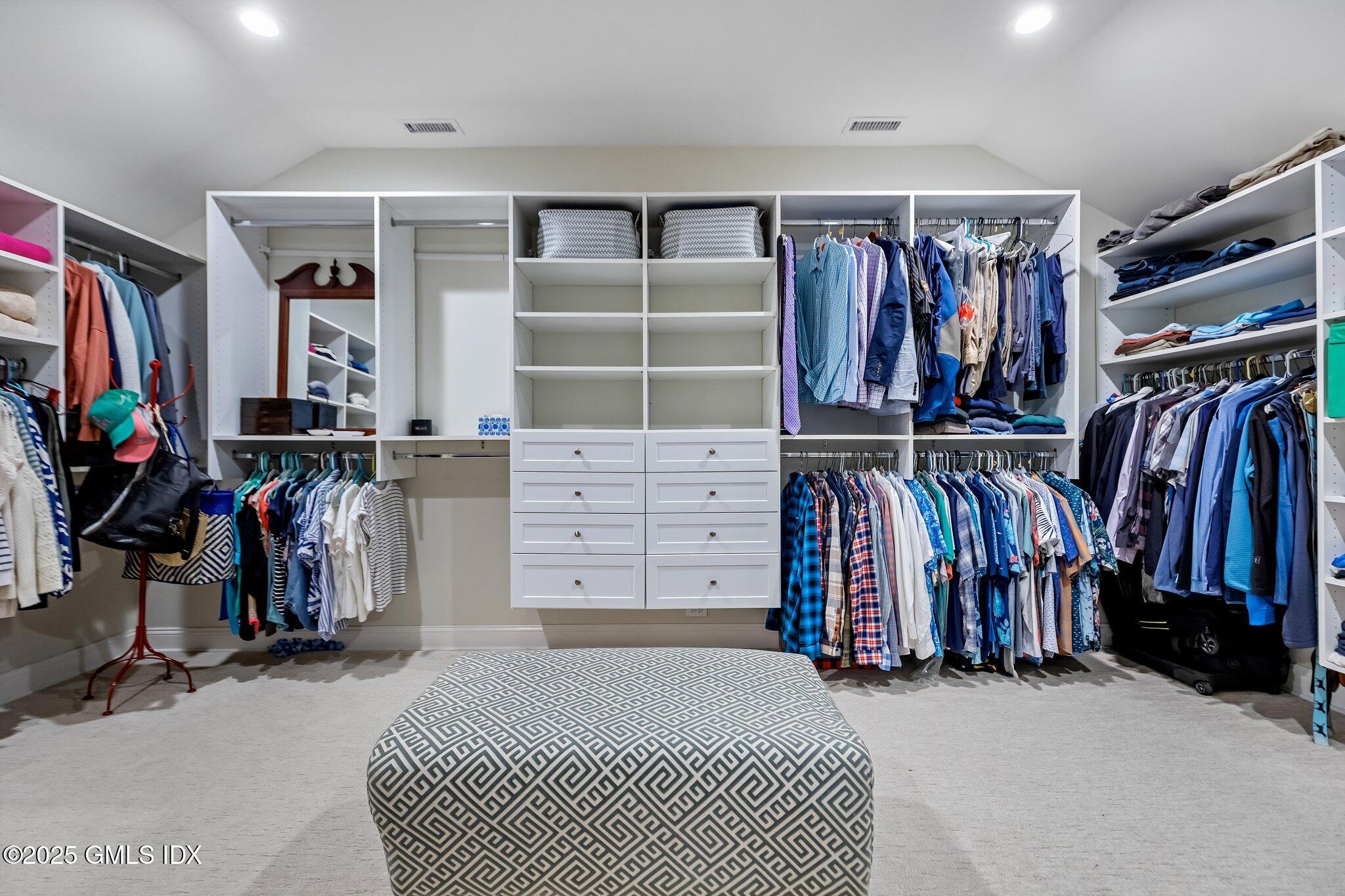 Old Greenwich, Connecticut 06870, United States, 5 Bedrooms Bedrooms, ,4 BathroomsBathrooms,Residential,Active,143657