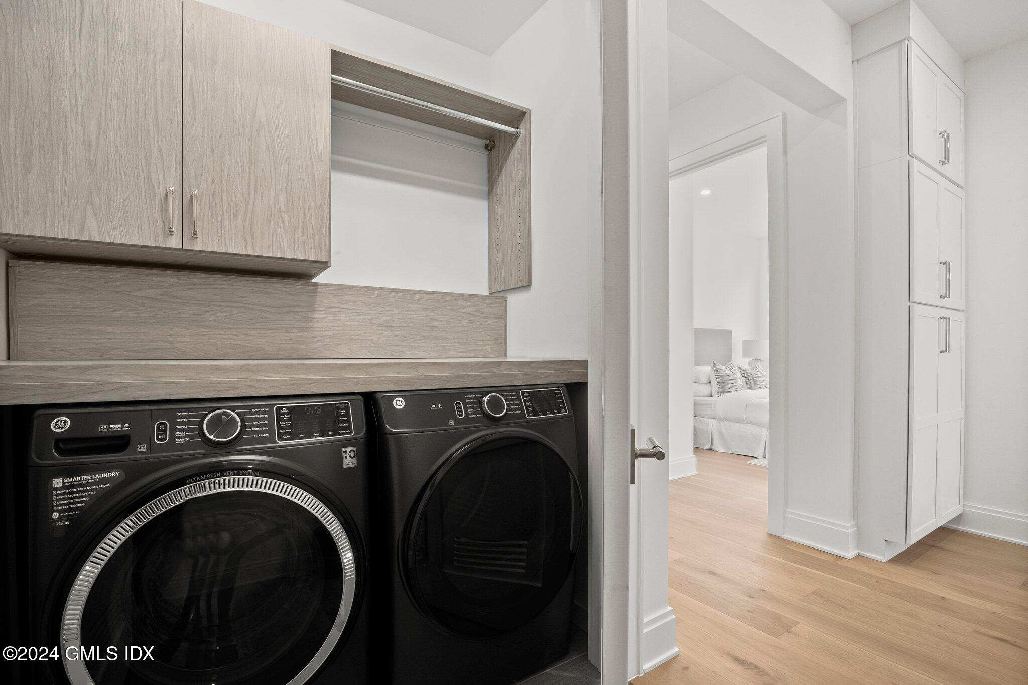 Greenwich, Connecticut 06830, United States, 2 Bedrooms Bedrooms, ,2 BathroomsBathrooms,Residential,Active,113209