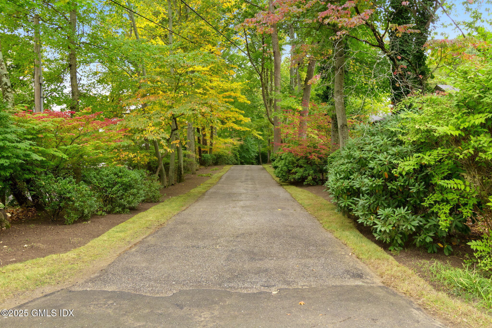 Riverside, Connecticut 06878, United States, 4 Bedrooms Bedrooms, ,5 BathroomsBathrooms,Residential,Pending,227267