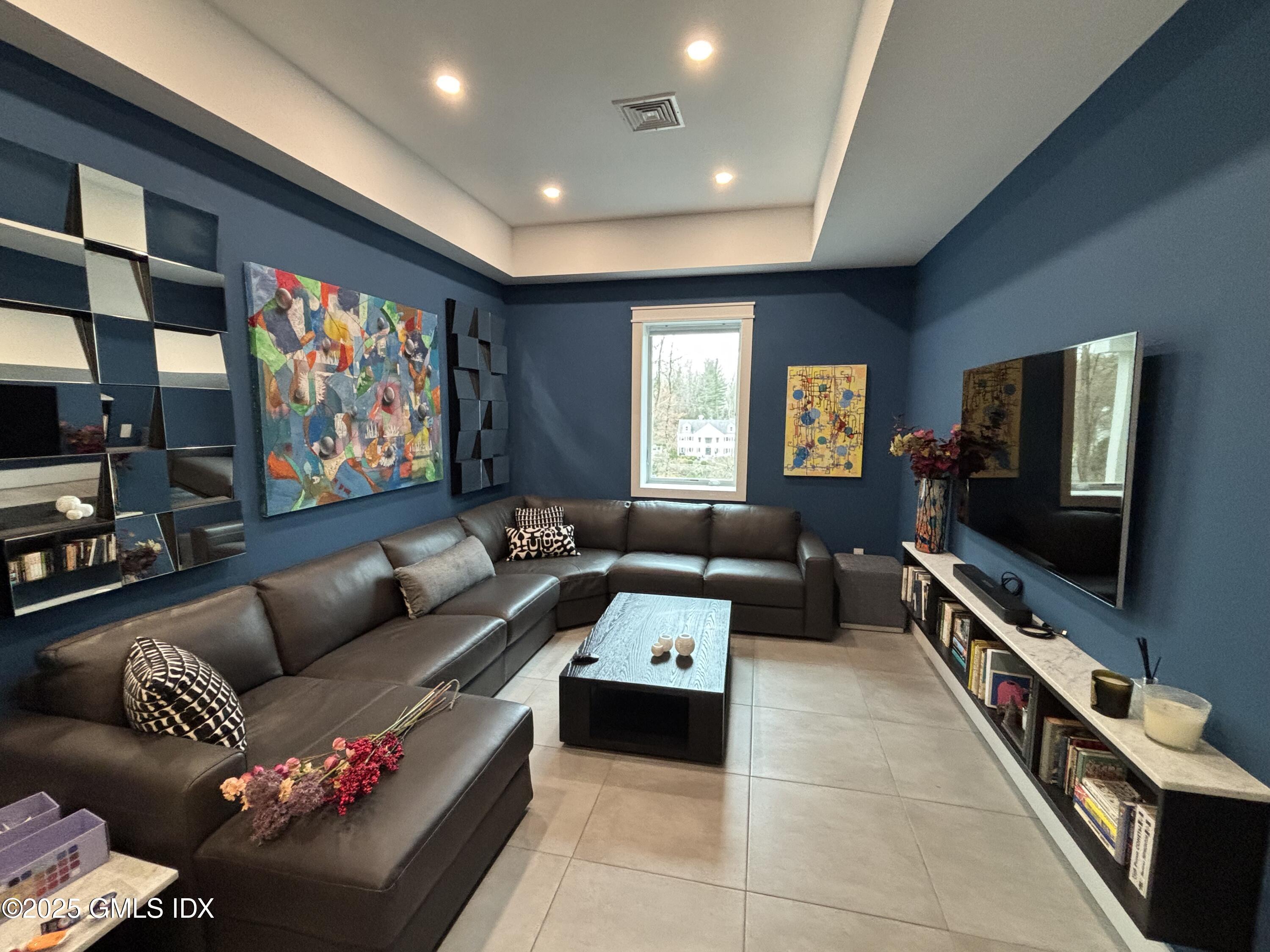 Greenwich, Connecticut 06831, United States, 4 Bedrooms Bedrooms, ,4 BathroomsBathrooms,Residential,Active,135066