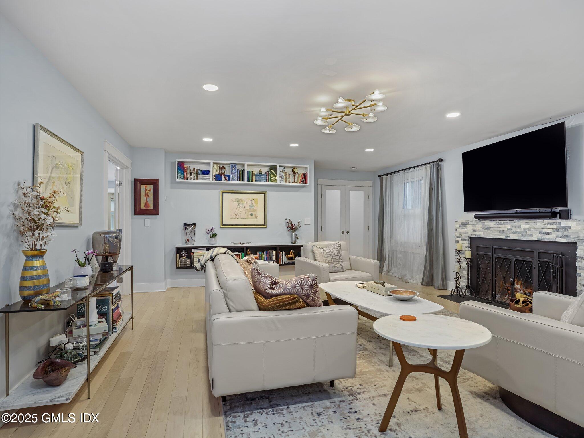 Greenwich, Connecticut 06831, United States, 4 Bedrooms Bedrooms, ,4 BathroomsBathrooms,Residential,Active,135066