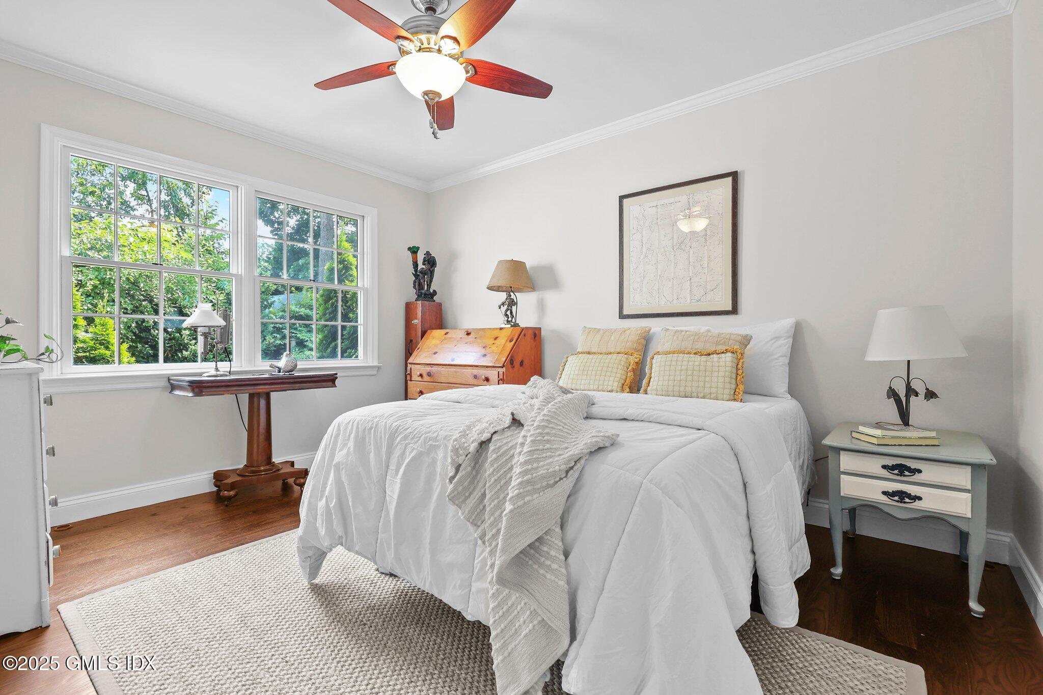 Old Greenwich, Connecticut 06870, United States, 4 Bedrooms Bedrooms, ,3 BathroomsBathrooms,Residential,Pending,104046