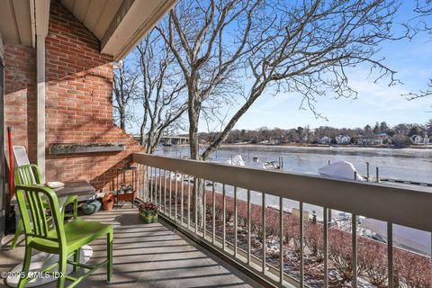 A home in Cos Cob
