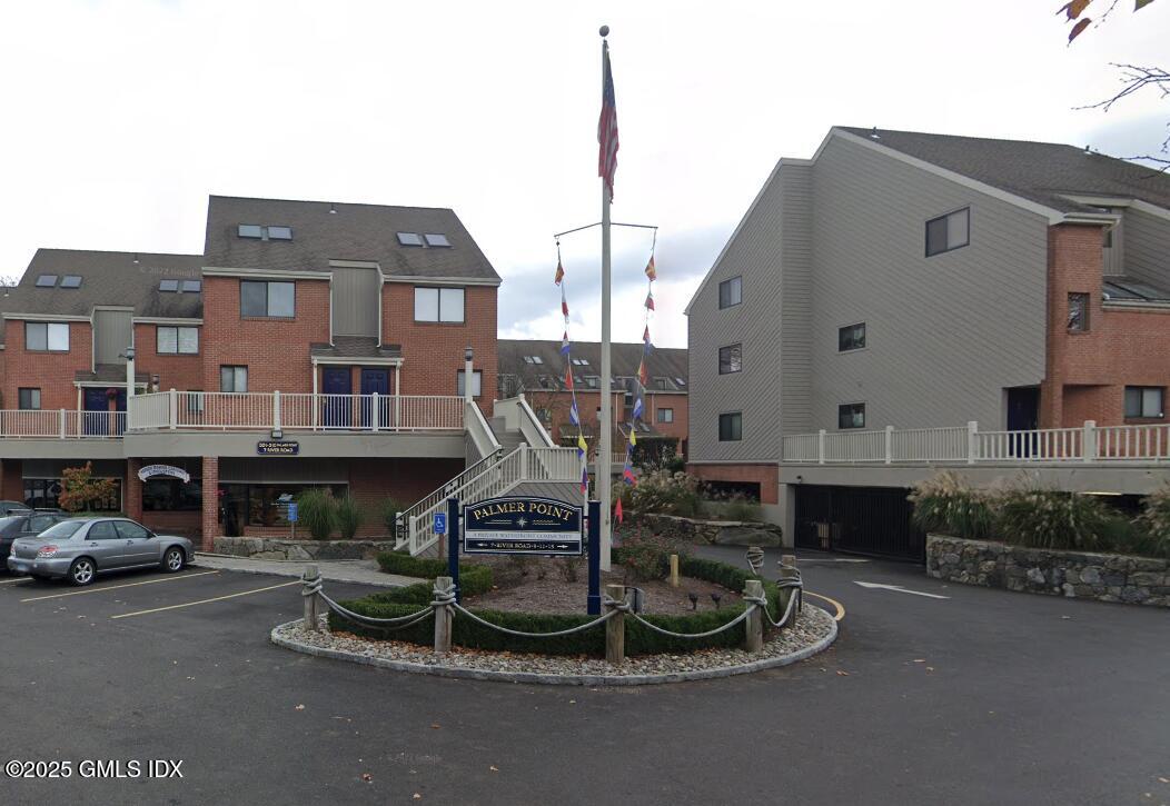 Cos Cob, Connecticut 06807, United States, 2 Bedrooms Bedrooms, ,2 BathroomsBathrooms,Residential,Pending,79124