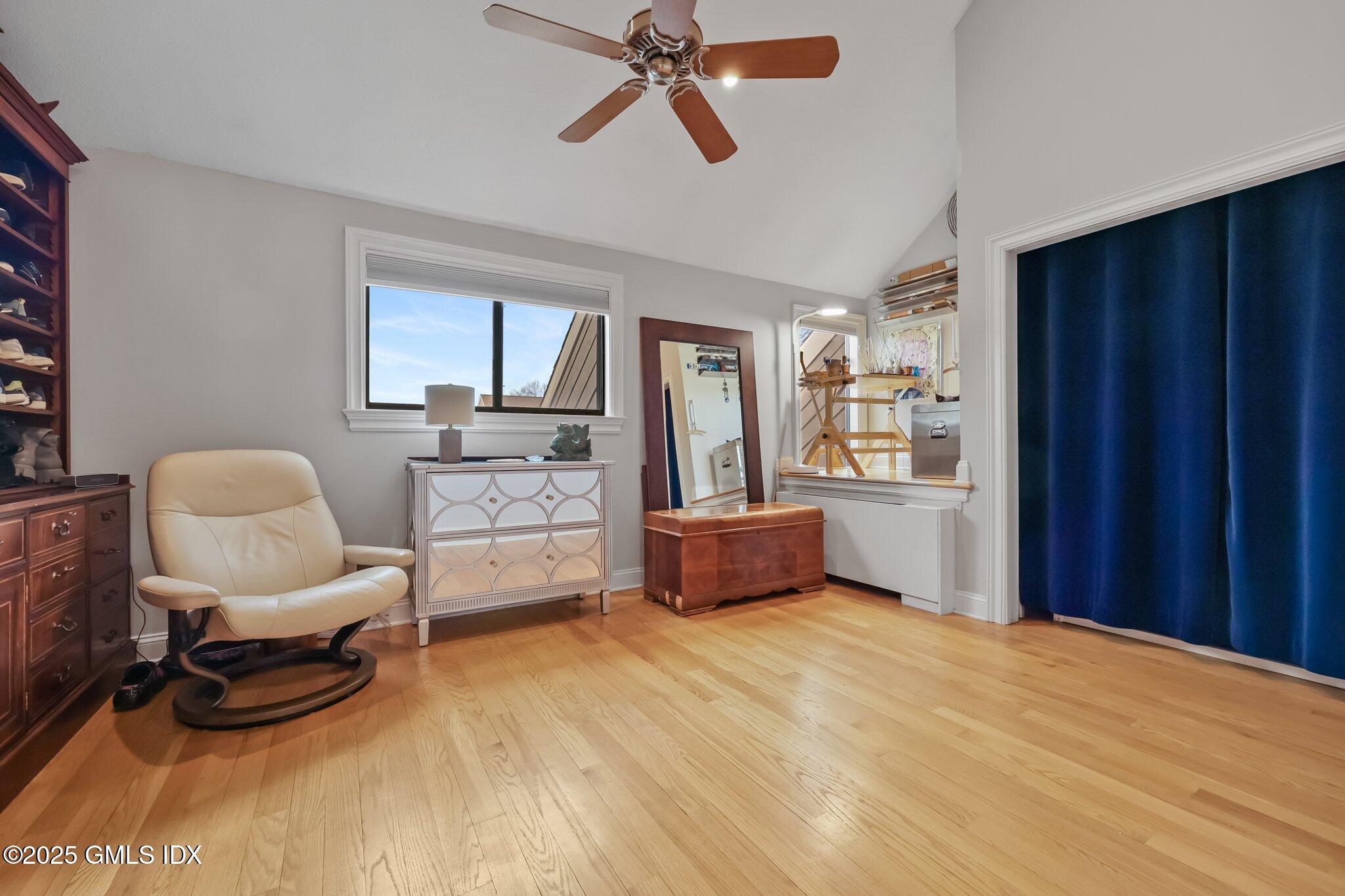 Cos Cob, Connecticut 06807, United States, 2 Bedrooms Bedrooms, ,2 BathroomsBathrooms,Residential,Pending,79124