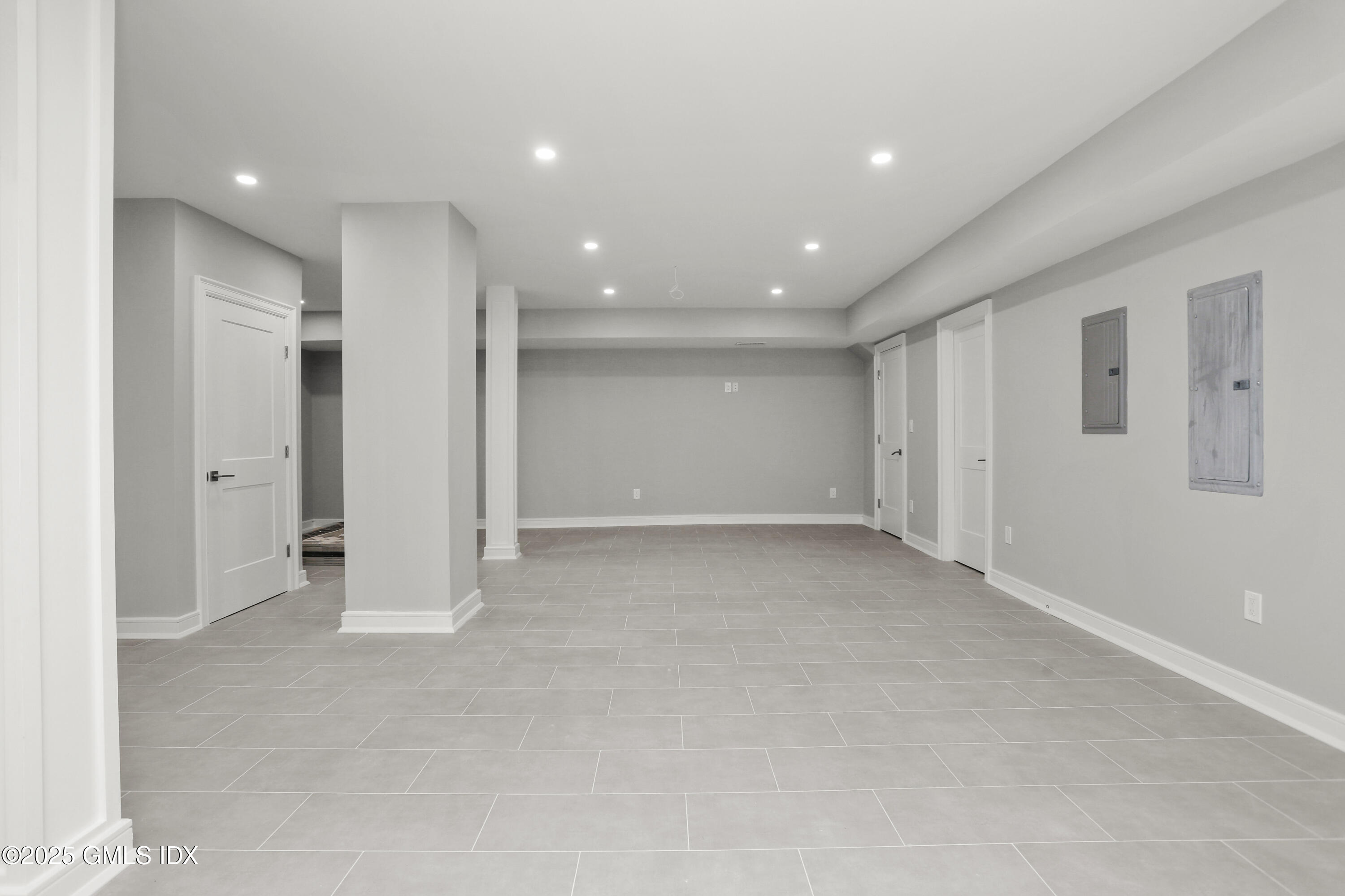 Cos Cob, Connecticut 06807, United States, 4 Bedrooms Bedrooms, ,5 BathroomsBathrooms,Residential,Active,128682