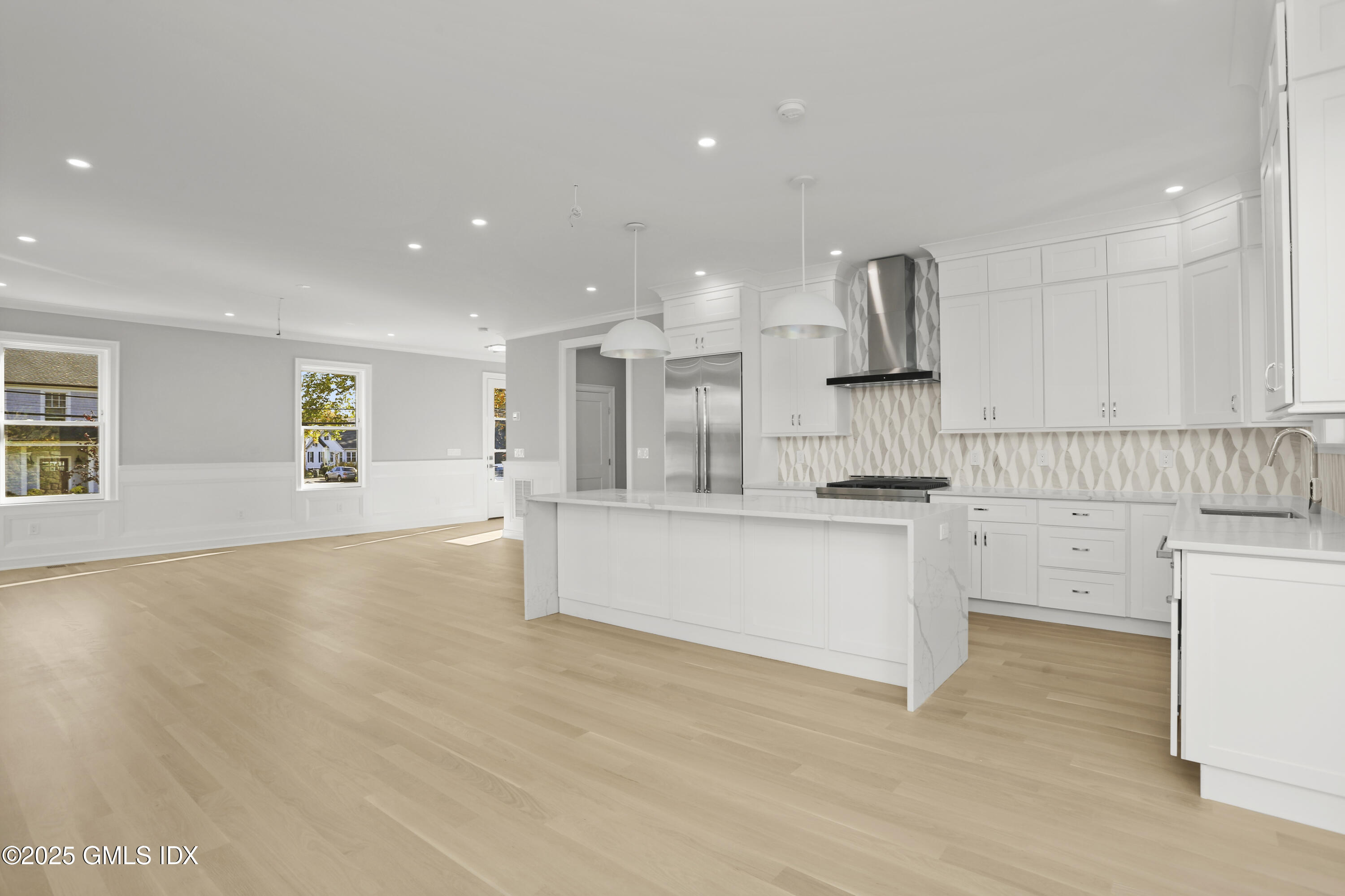 Cos Cob, Connecticut 06807, United States, 4 Bedrooms Bedrooms, ,5 BathroomsBathrooms,Residential,Active,128682