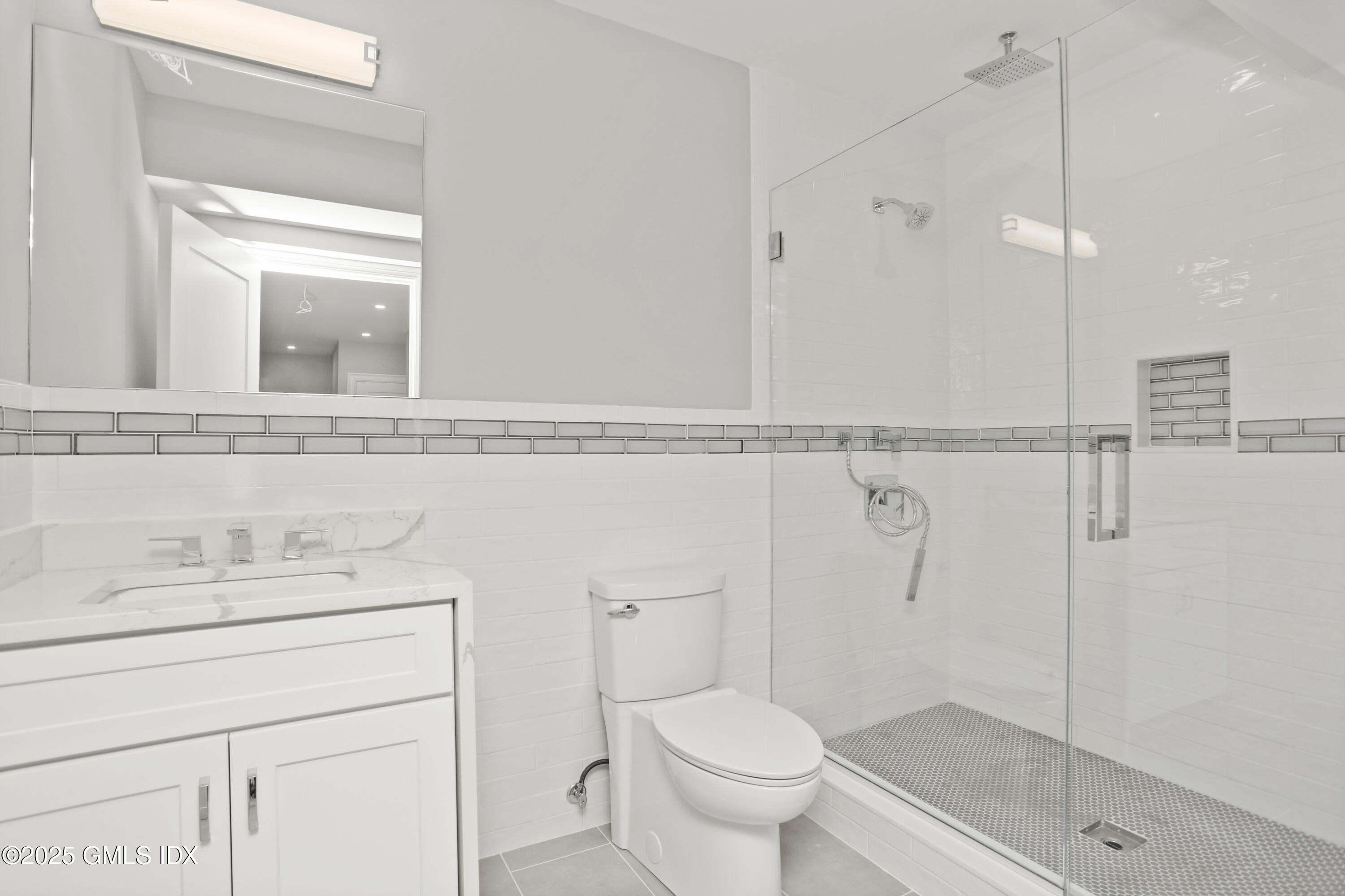 Cos Cob, Connecticut 06807, United States, 4 Bedrooms Bedrooms, ,5 BathroomsBathrooms,Residential,Active,128682