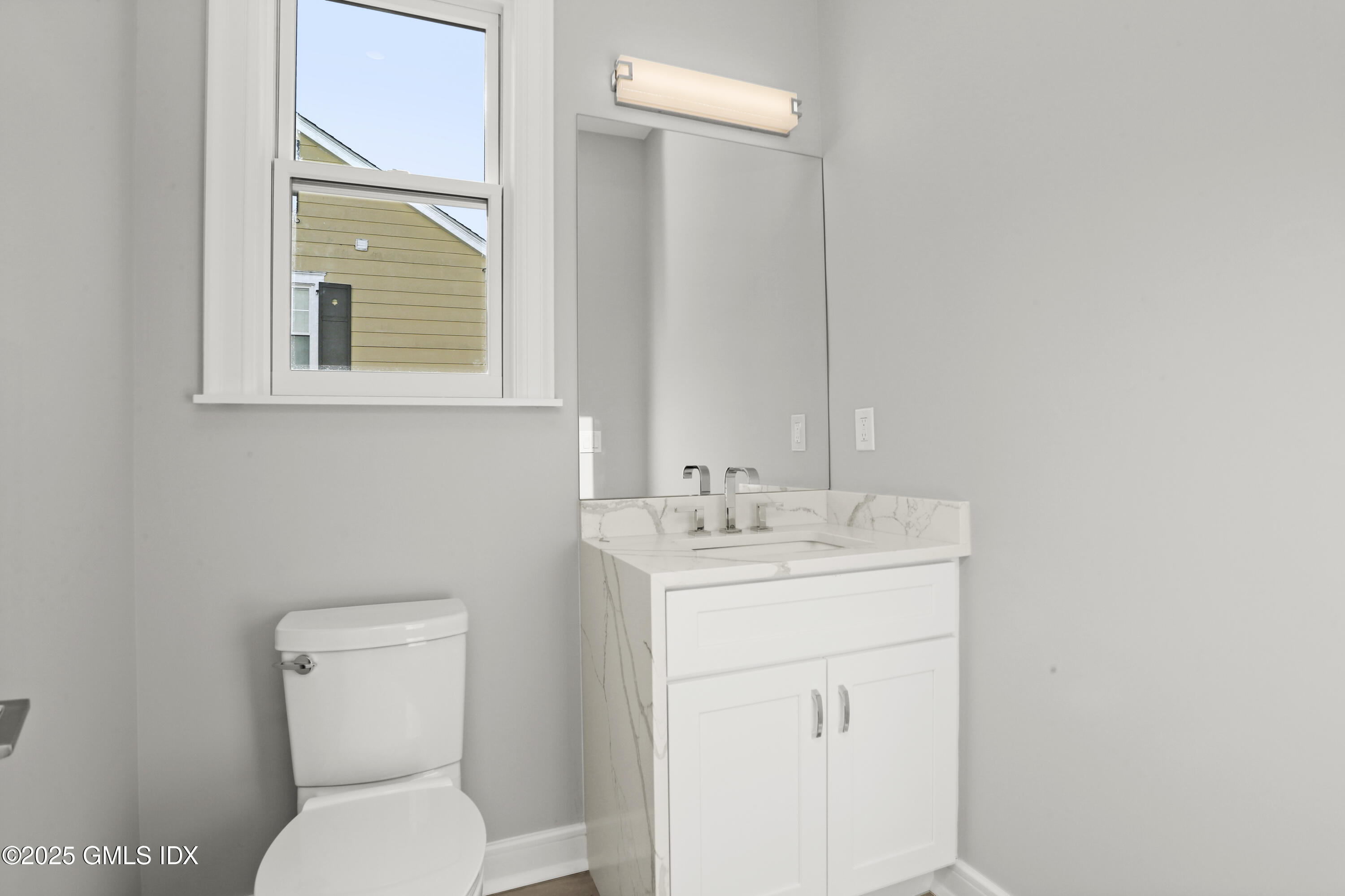 Cos Cob, Connecticut 06807, United States, 4 Bedrooms Bedrooms, ,5 BathroomsBathrooms,Residential,Active,128682