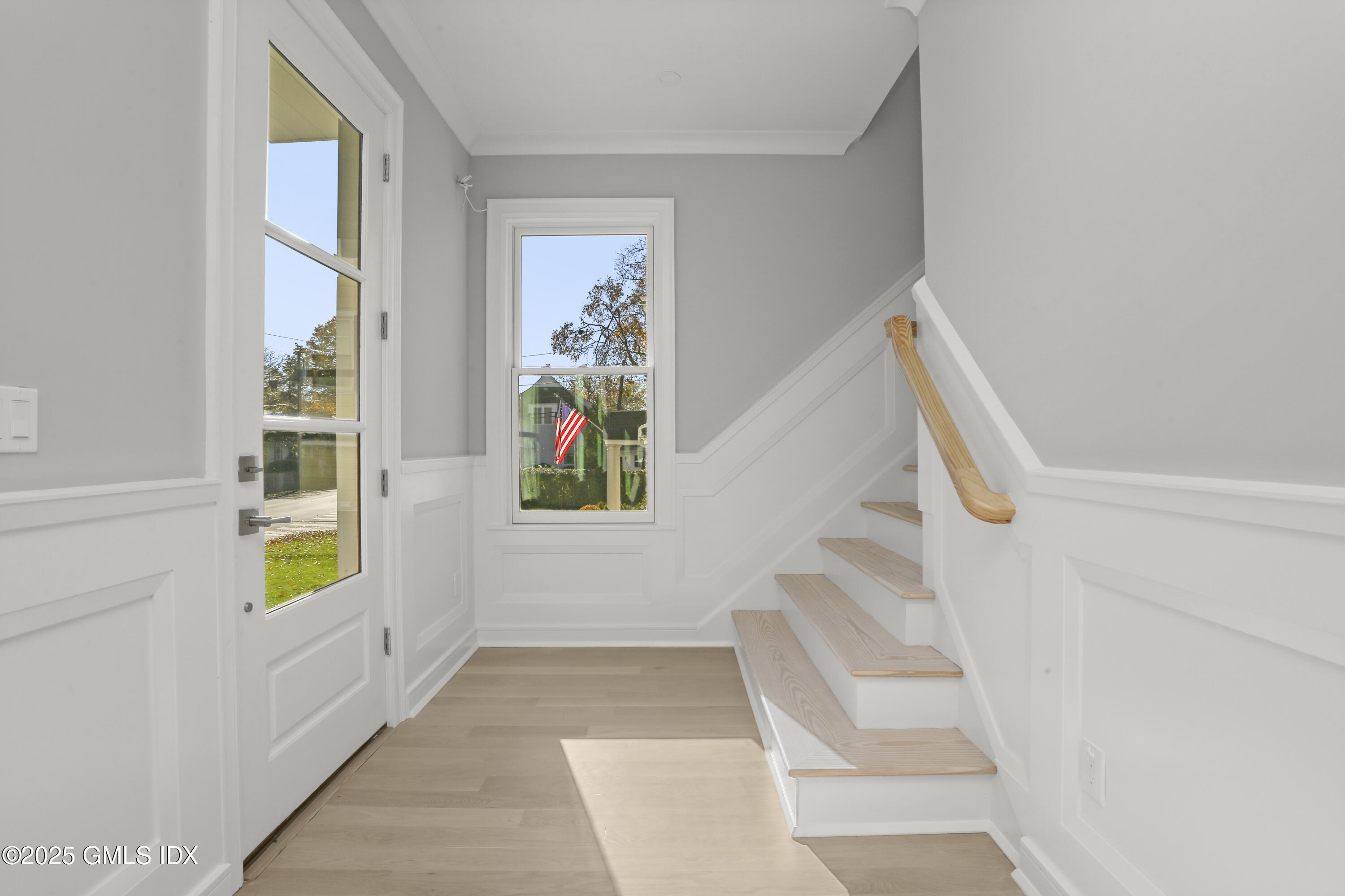 Cos Cob, Connecticut 06807, United States, 4 Bedrooms Bedrooms, ,5 BathroomsBathrooms,Residential,Active,128682