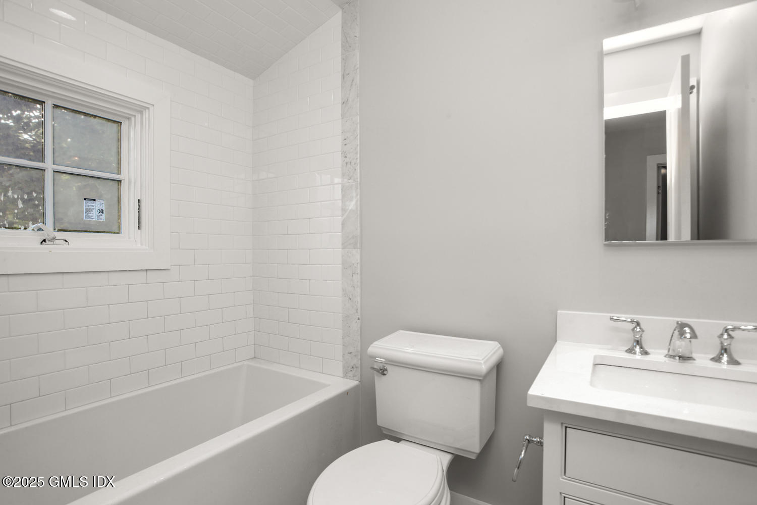 Stamford, Connecticut 06902, United States, 3 Bedrooms Bedrooms, ,3 BathroomsBathrooms,Residential,Coming Soon,96738