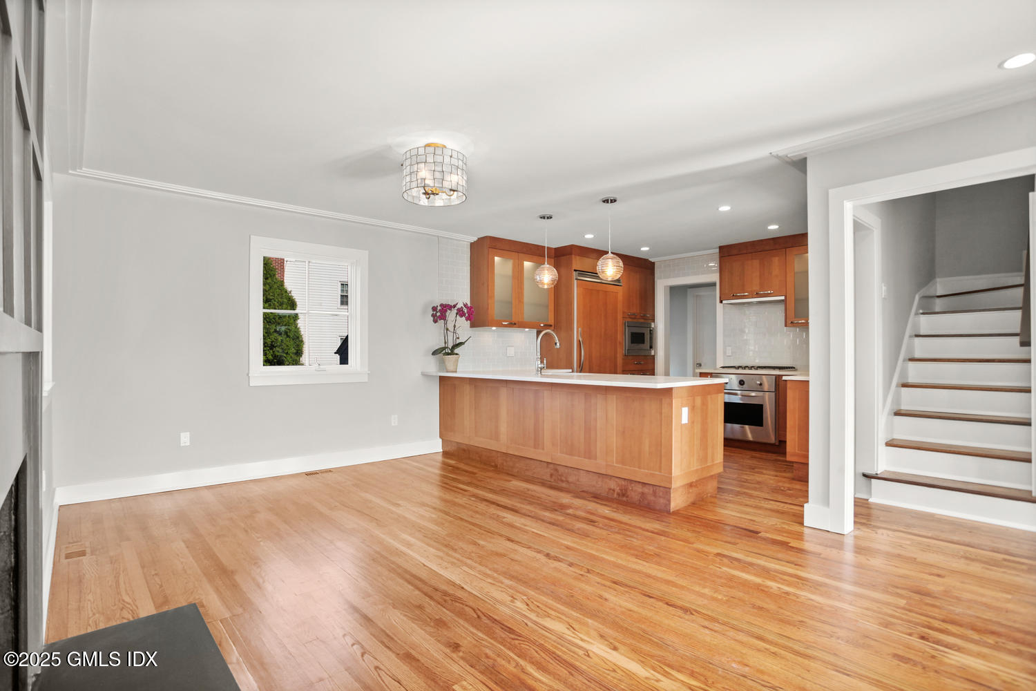 Stamford, Connecticut 06902, United States, 3 Bedrooms Bedrooms, ,3 BathroomsBathrooms,Residential,Coming Soon,96738