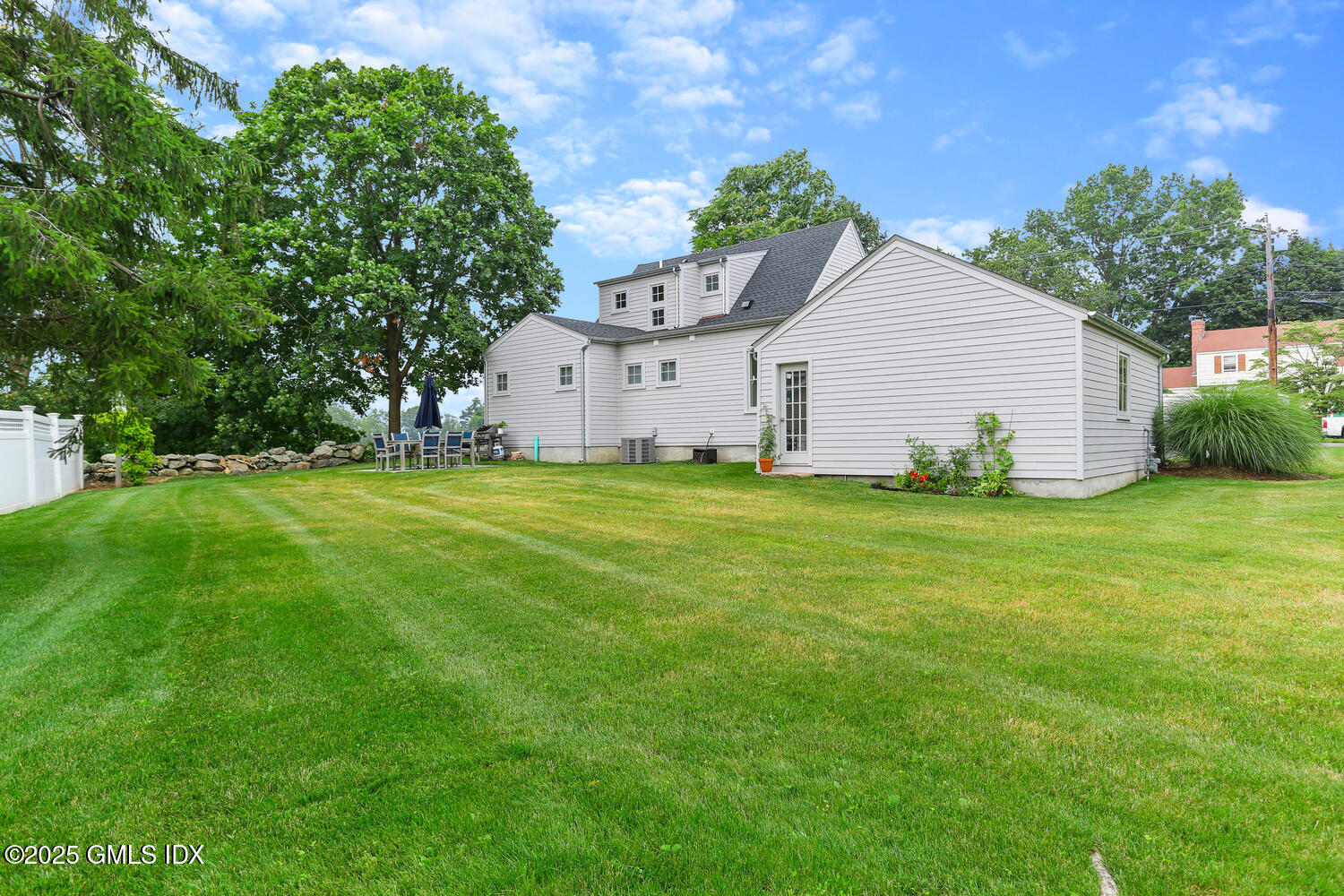 Stamford, Connecticut 06902, United States, 3 Bedrooms Bedrooms, ,3 BathroomsBathrooms,Residential,Coming Soon,96738