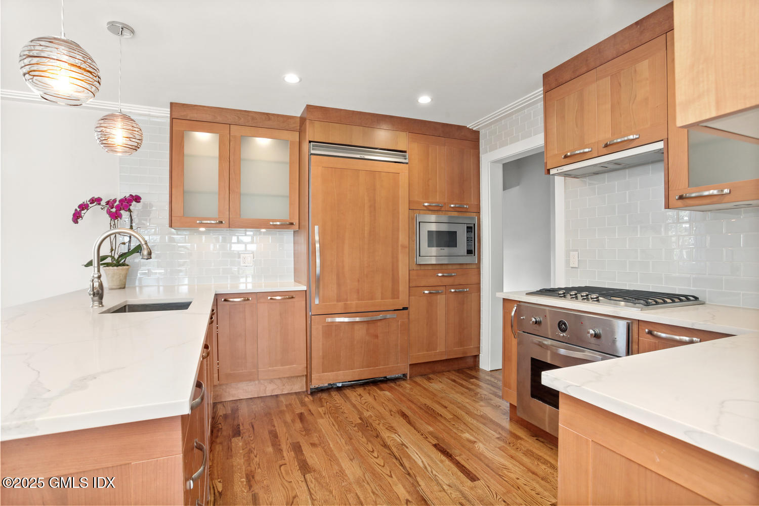 Stamford, Connecticut 06902, United States, 3 Bedrooms Bedrooms, ,3 BathroomsBathrooms,Residential,Coming Soon,96738