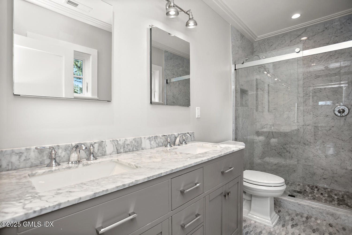 Stamford, Connecticut 06902, United States, 3 Bedrooms Bedrooms, ,3 BathroomsBathrooms,Residential,Coming Soon,96738