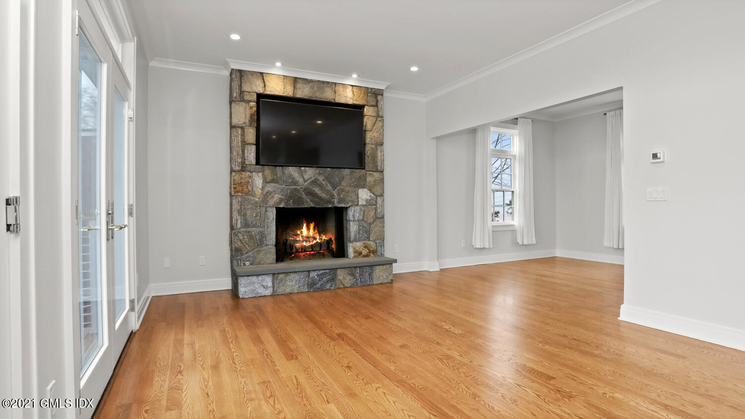 Greenwich, Connecticut 06830, United States, 2 Bedrooms Bedrooms, ,2 BathroomsBathrooms,Residential,Active,35715