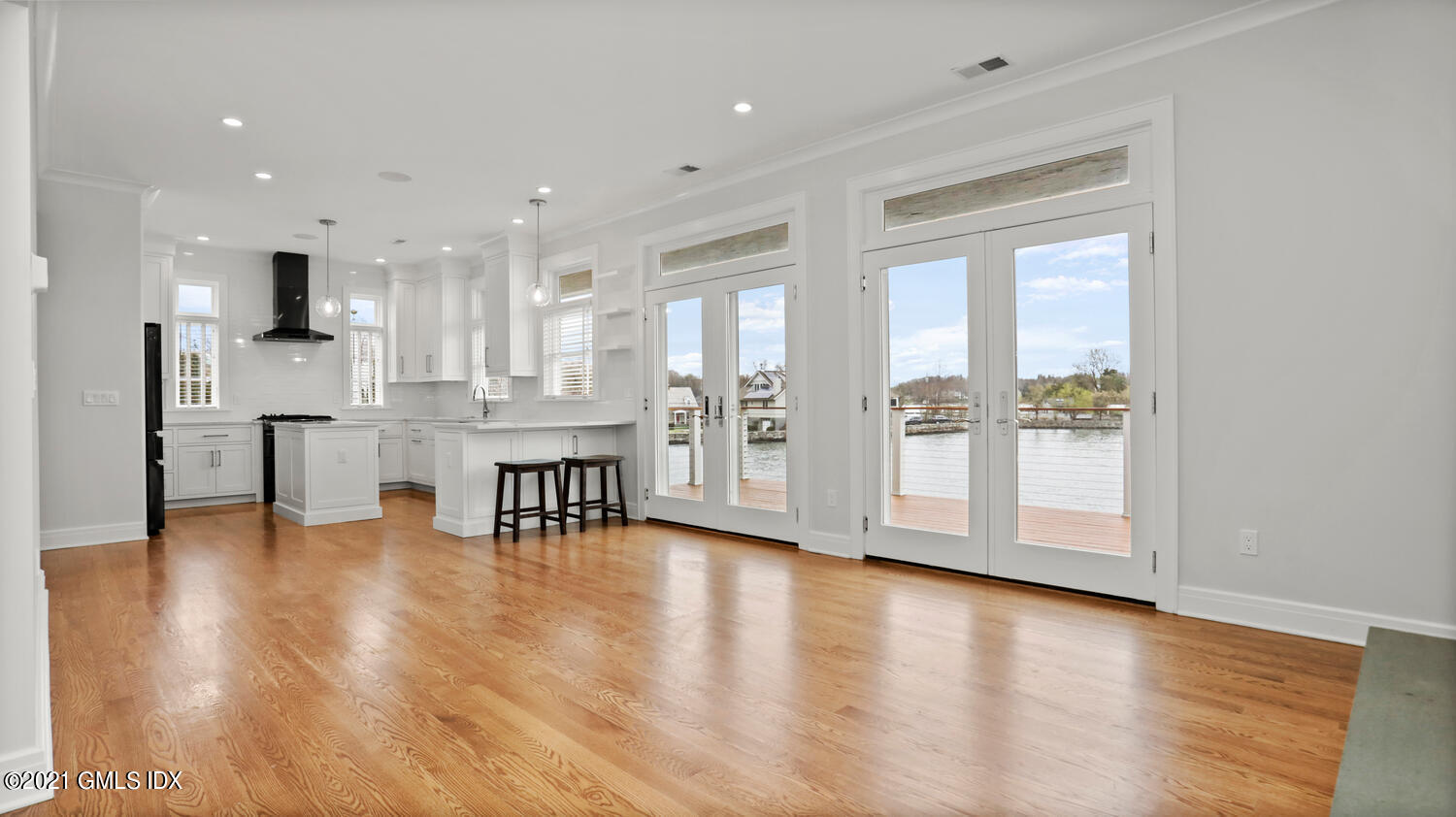 Greenwich, Connecticut 06830, United States, 2 Bedrooms Bedrooms, ,2 BathroomsBathrooms,Residential,Active,35715