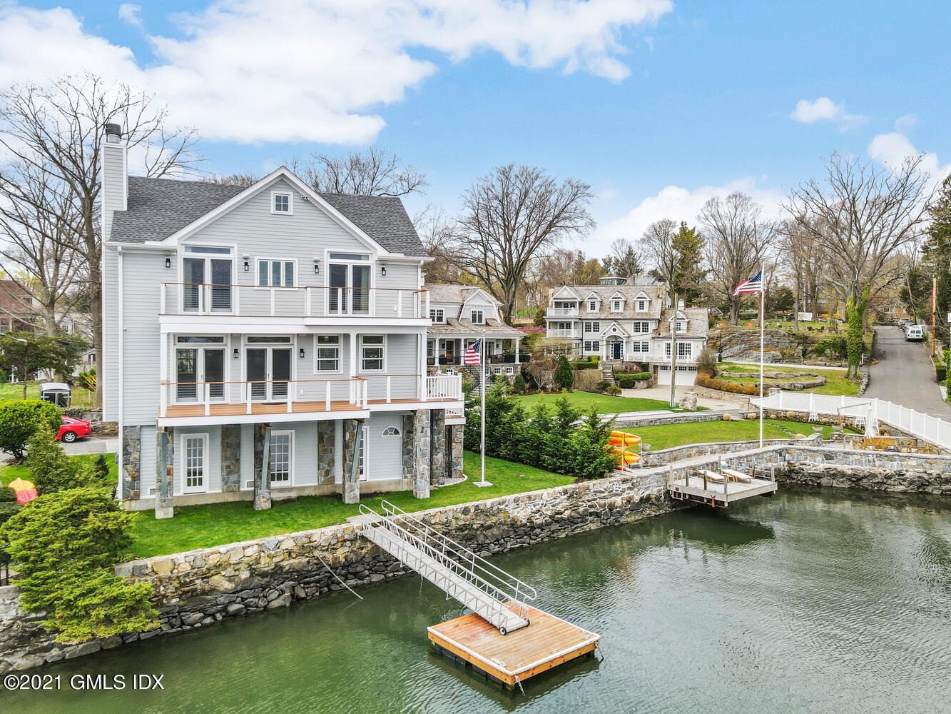 Greenwich, Connecticut 06830, United States, 2 Bedrooms Bedrooms, ,2 BathroomsBathrooms,Residential,Active,35715