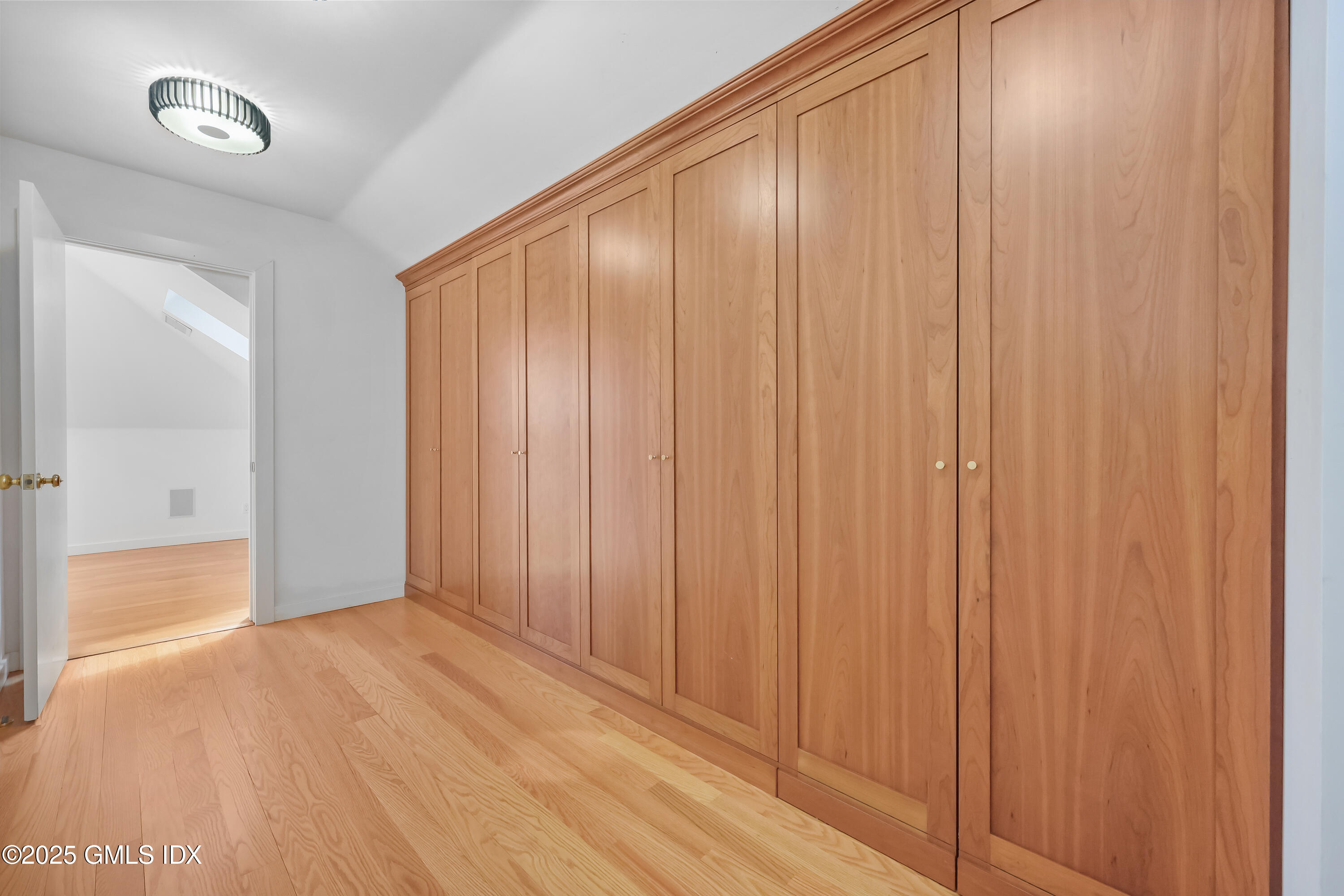 Greenwich, Connecticut 06831, United States, 5 Bedrooms Bedrooms, ,8 BathroomsBathrooms,Residential,Active,124265