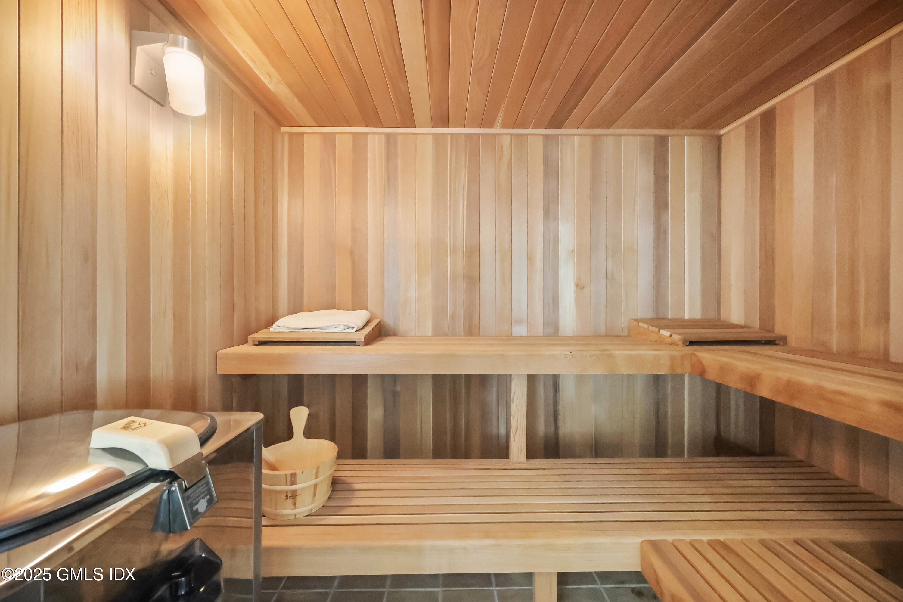 Greenwich, Connecticut 06831, United States, 5 Bedrooms Bedrooms, ,8 BathroomsBathrooms,Residential,Active,124265