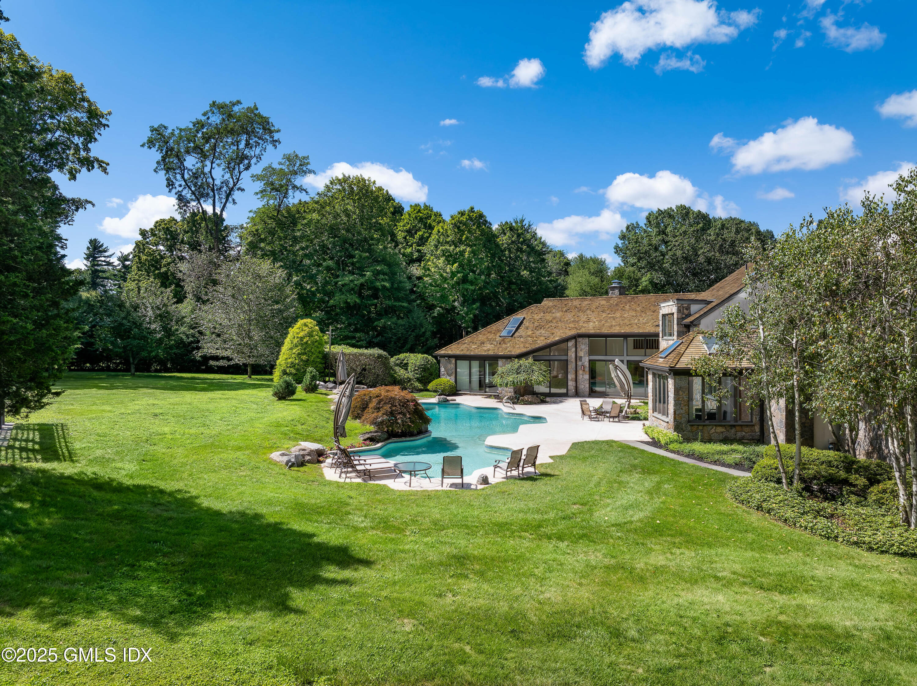 Greenwich, Connecticut 06831, United States, 5 Bedrooms Bedrooms, ,8 BathroomsBathrooms,Residential,Active,124265