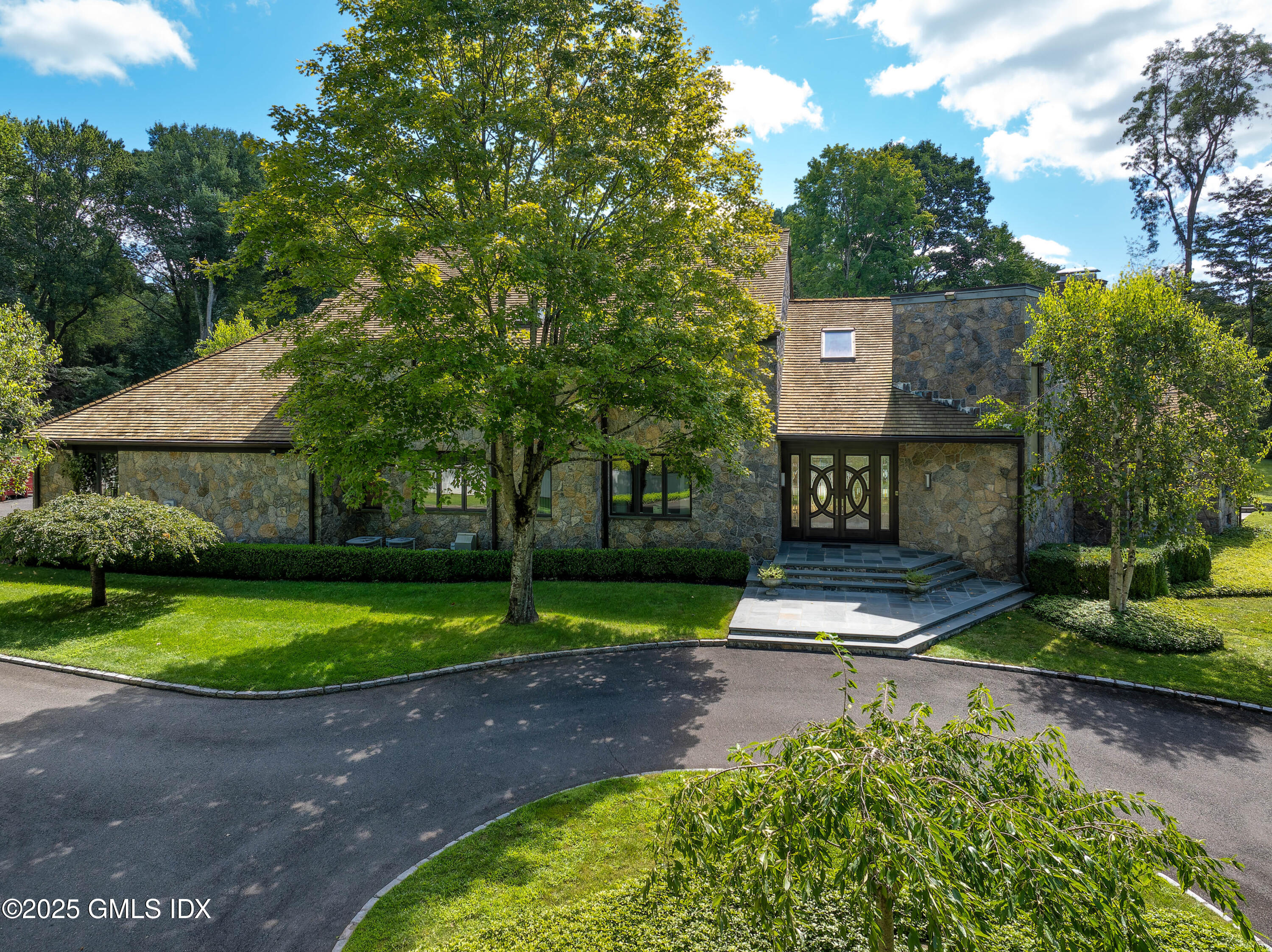 Greenwich, Connecticut 06831, United States, 5 Bedrooms Bedrooms, ,8 BathroomsBathrooms,Residential,Active,124265