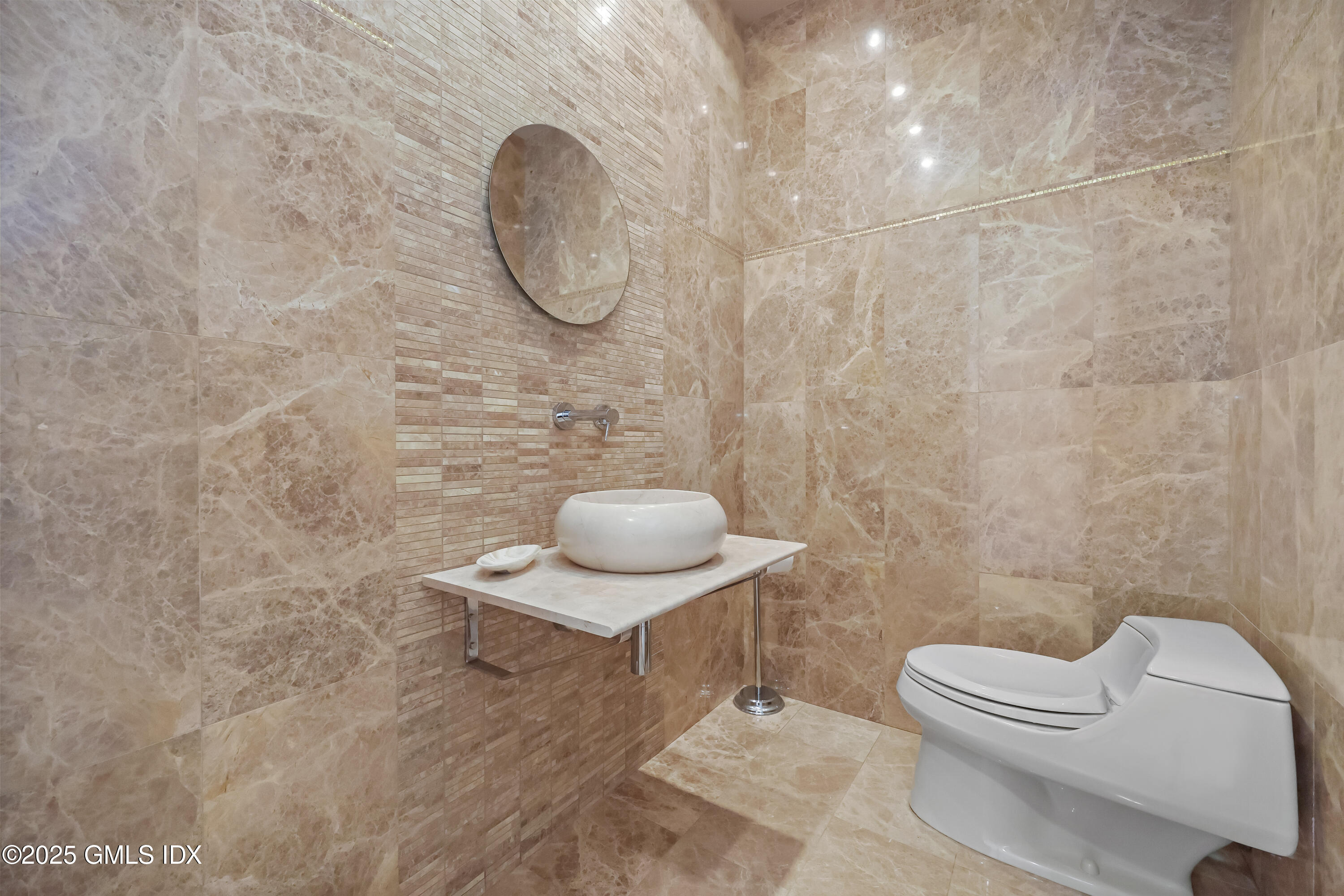 Greenwich, Connecticut 06831, United States, 5 Bedrooms Bedrooms, ,8 BathroomsBathrooms,Residential,Active,124265