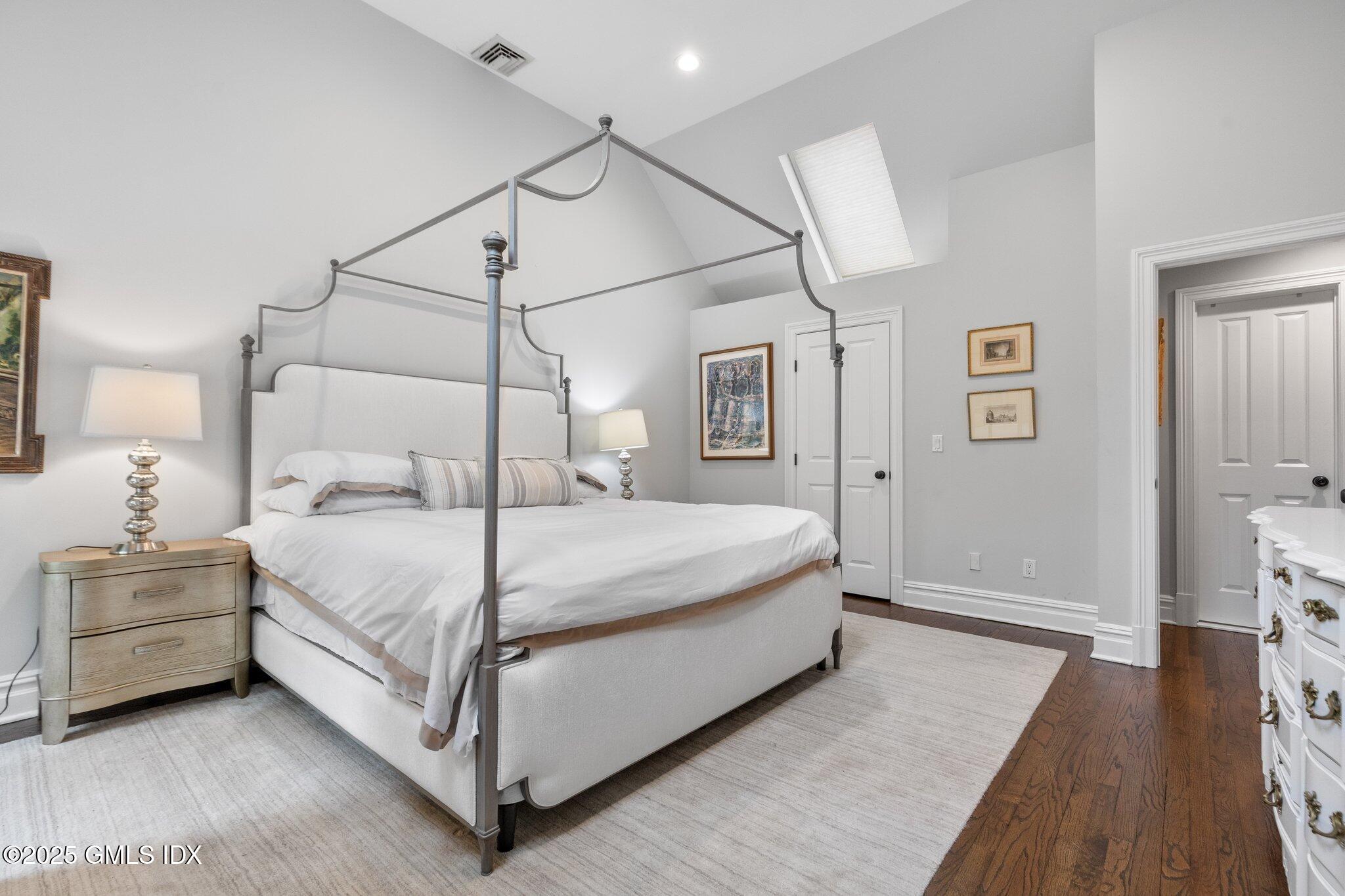 Greenwich, Connecticut 06830, United States, 3 Bedrooms Bedrooms, ,4 BathroomsBathrooms,Residential,Active,175909