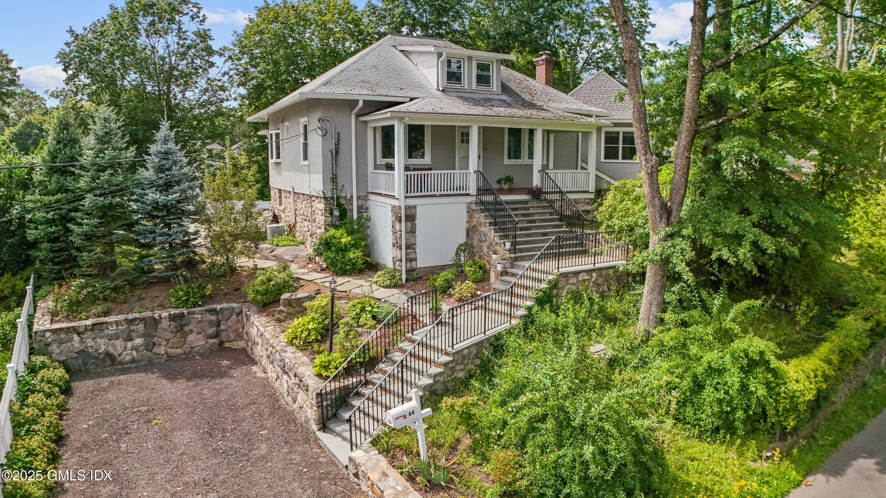 64 Orchard Street, Cos Cob, Connecticut - 5 Bedrooms  
4 Bathrooms - 