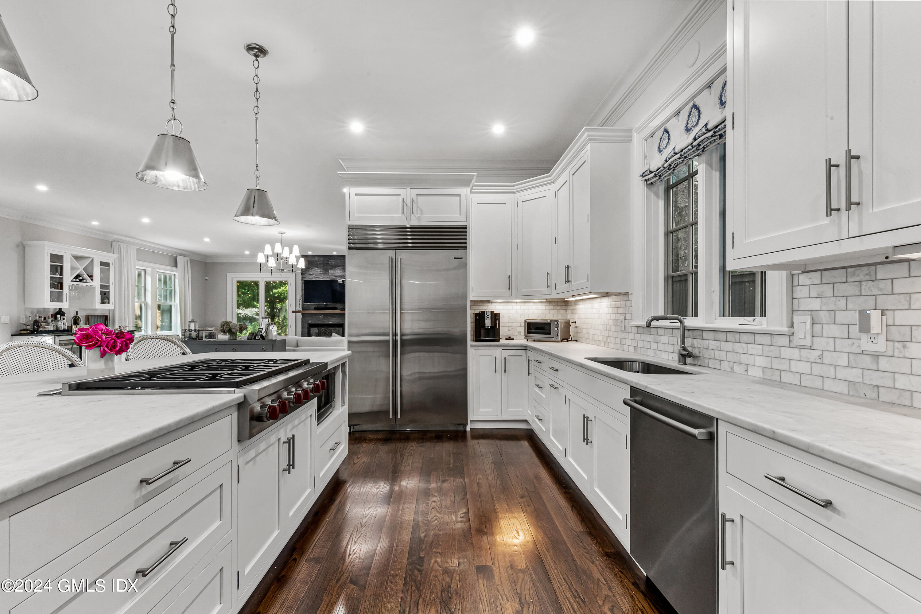 Cos Cob, Connecticut 06807, United States, 6 Bedrooms Bedrooms, ,7 BathroomsBathrooms,Residential,Active,120514