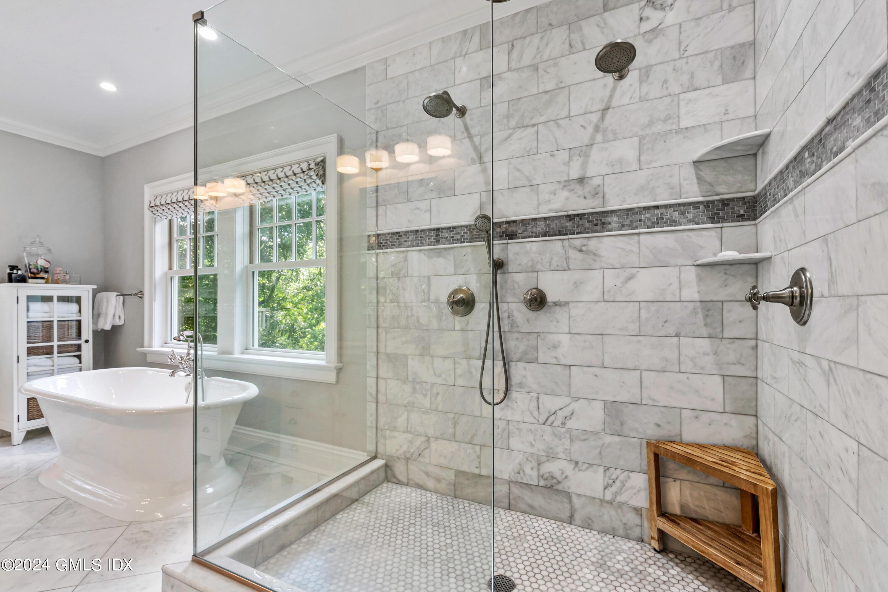 Cos Cob, Connecticut 06807, United States, 6 Bedrooms Bedrooms, ,7 BathroomsBathrooms,Residential,Active,120514