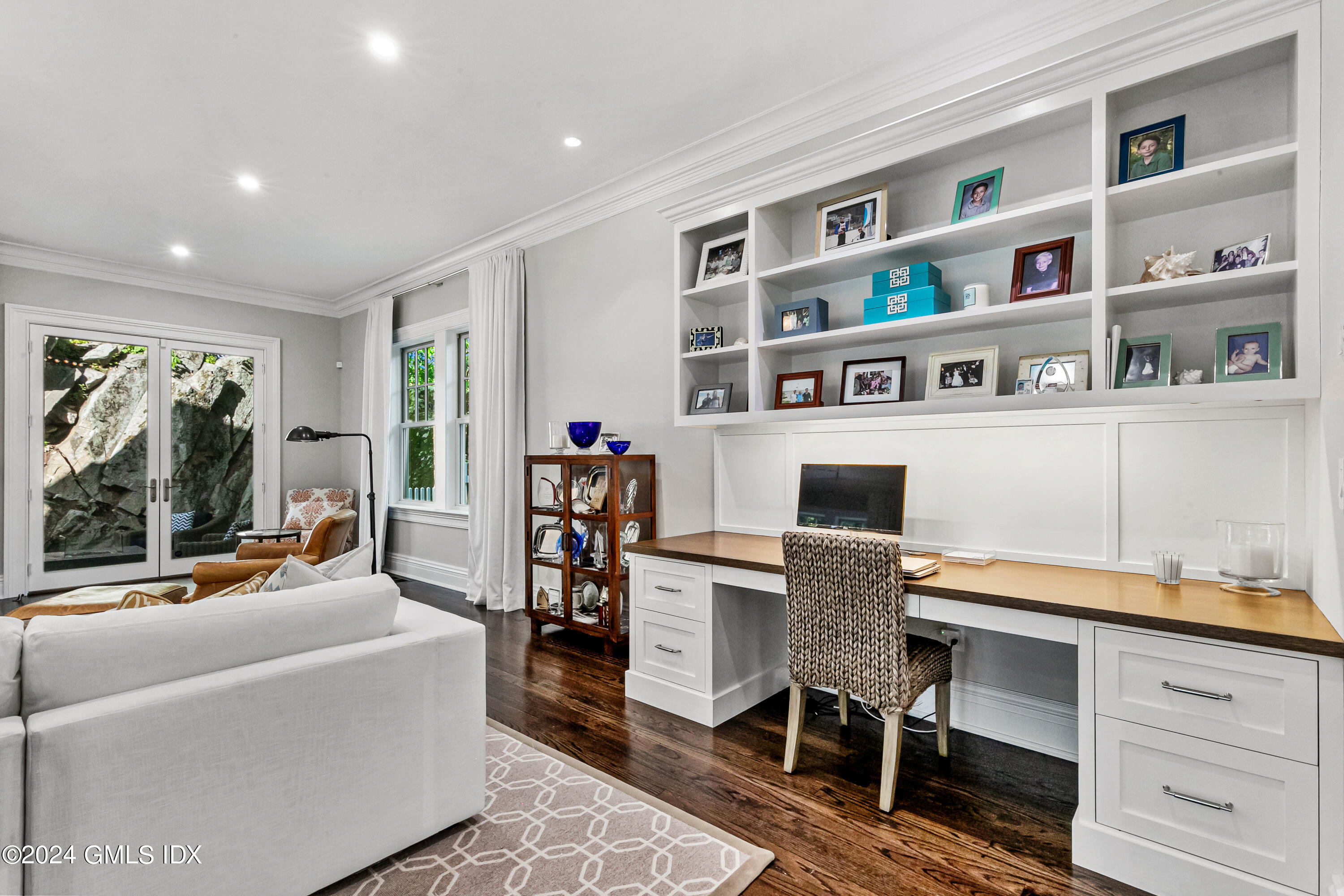 Cos Cob, Connecticut 06807, United States, 6 Bedrooms Bedrooms, ,7 BathroomsBathrooms,Residential,Active,120514