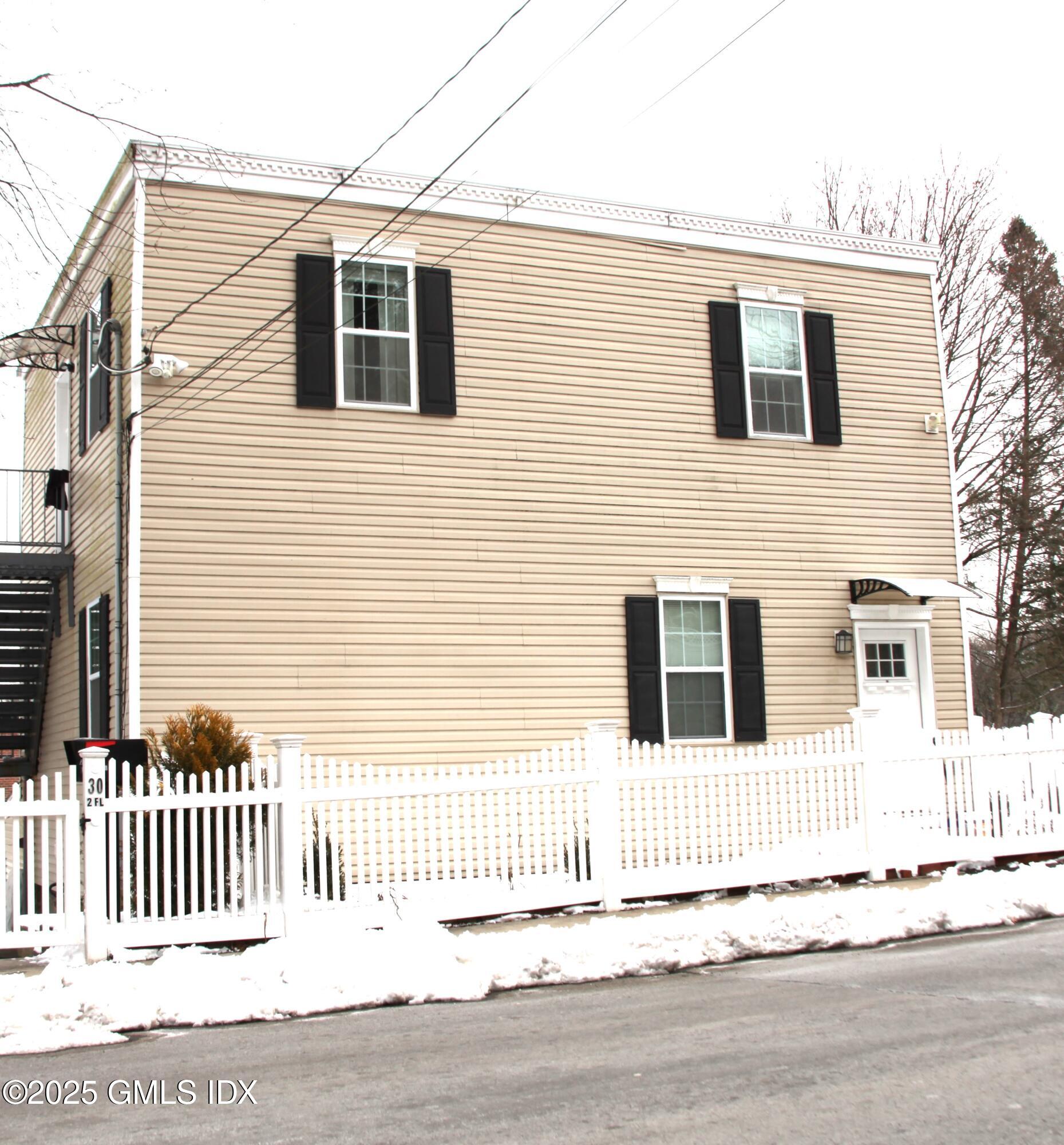 Photo 1 of 30 Glenville Street, Greenwich, Connecticut, $4,148, Web #: 122033