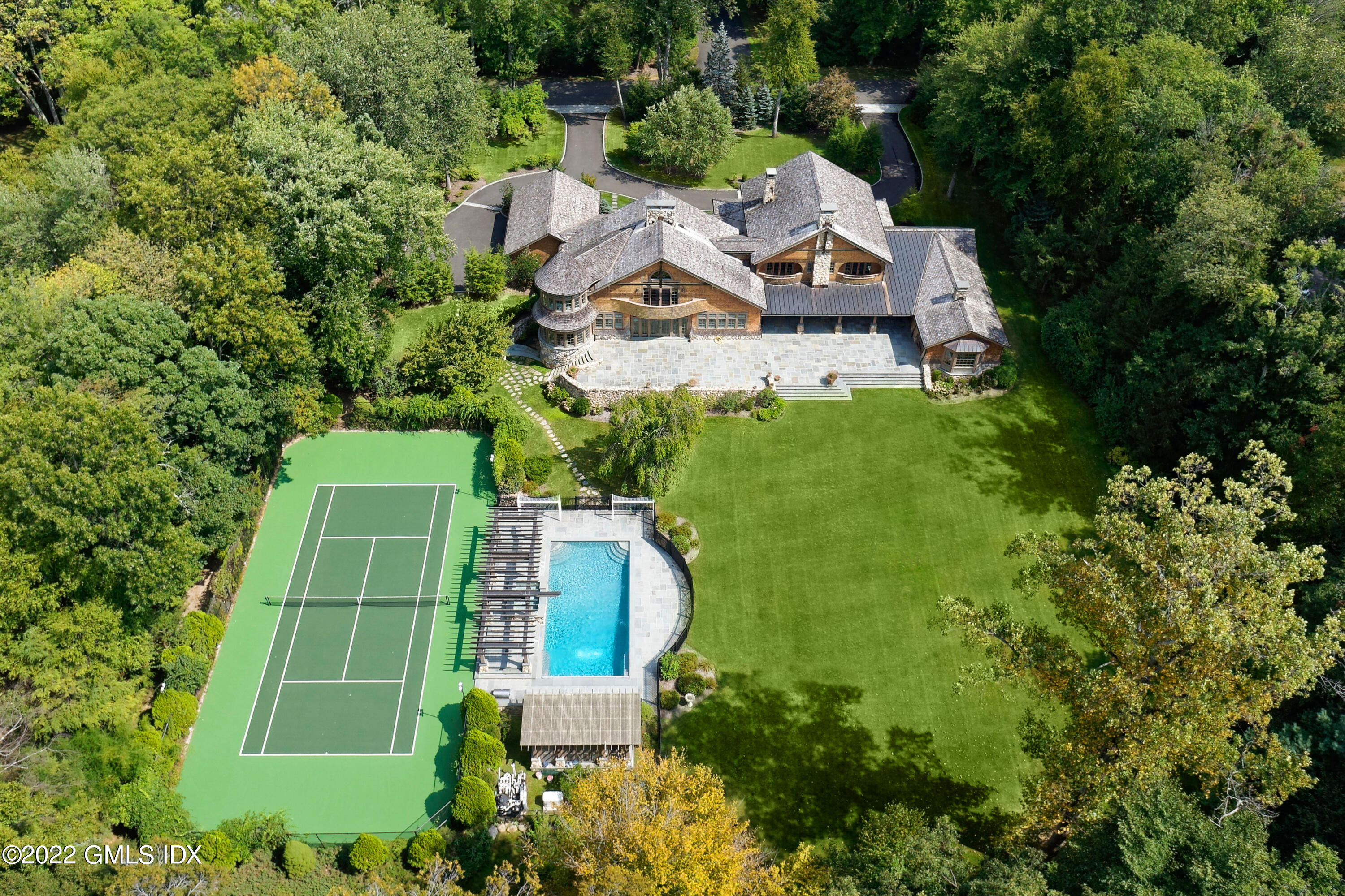 Property for Sale at 20 Gate Field Drive, Greenwich, Connecticut - Bedrooms: 7 
Bathrooms: 9.5  - $7,495,000