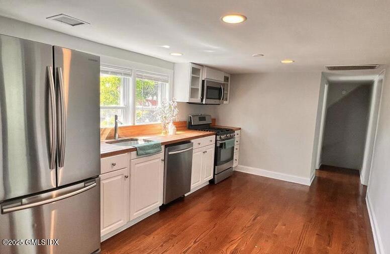 Cos Cob, Connecticut 06807, United States, ,Residential,Active,232062