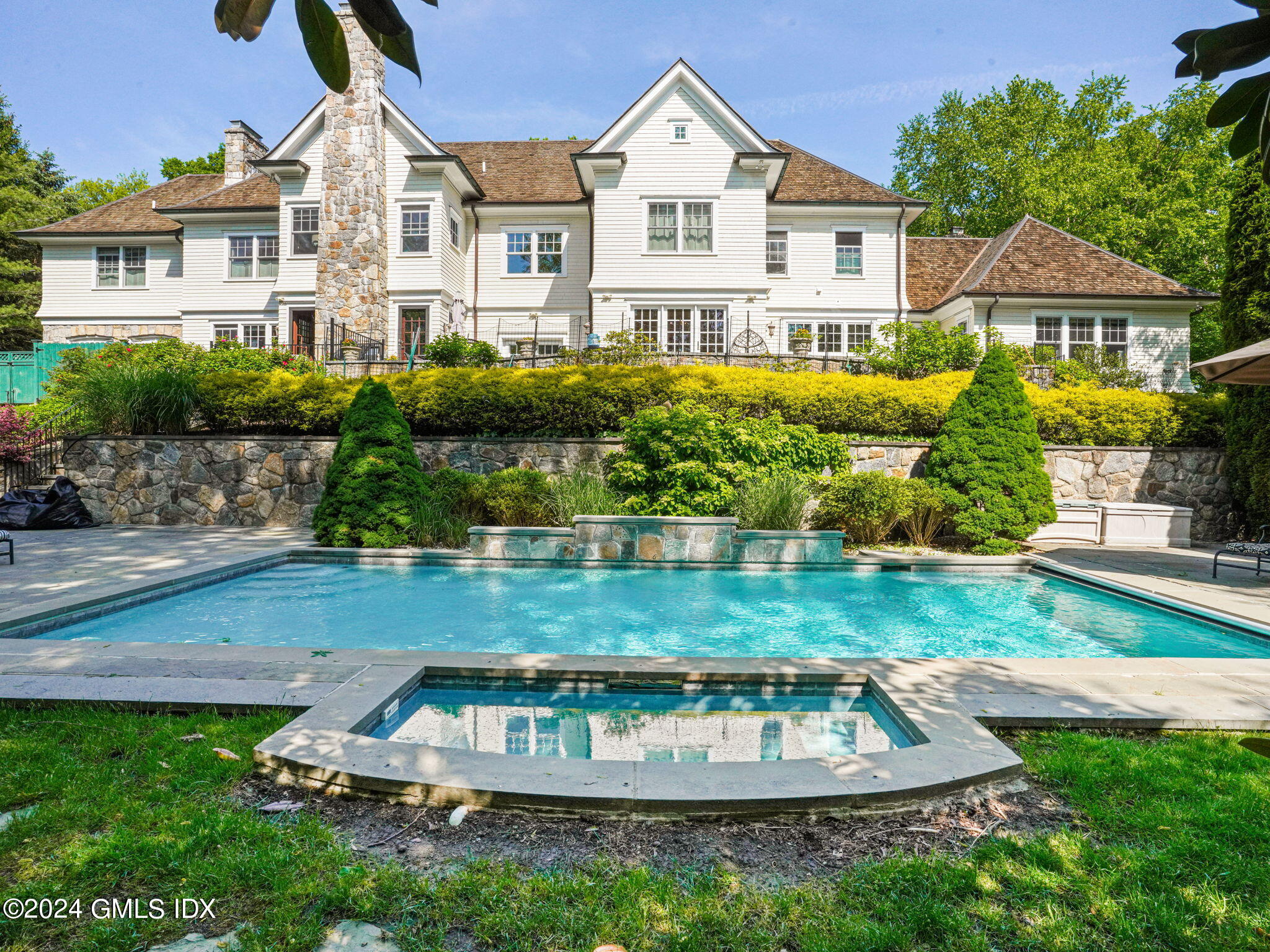 Property for Sale at 127 Stanwich Road, Greenwich, Connecticut - Bedrooms: 5 
Bathrooms: 7.5  - $4,995,000