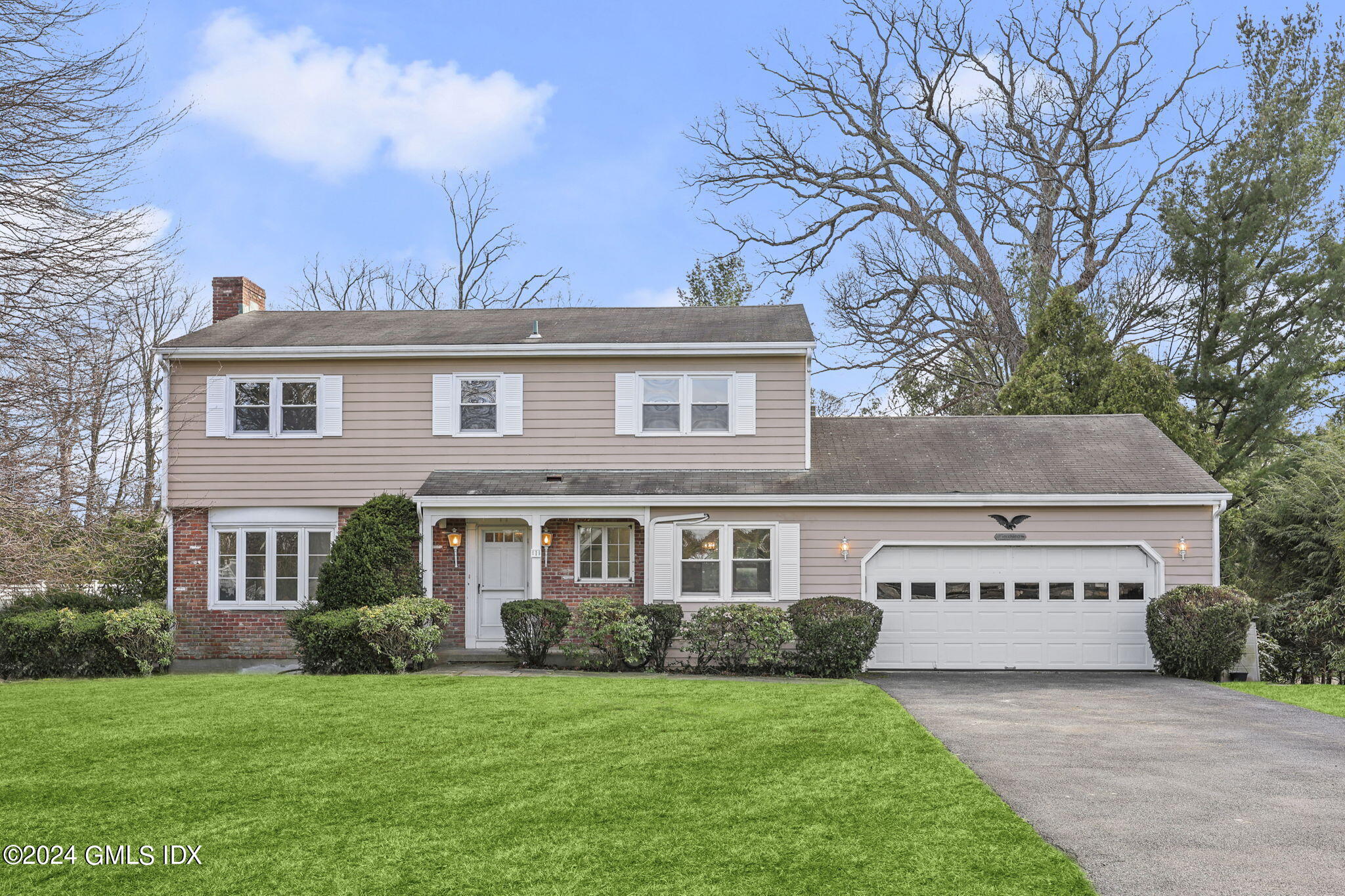 Property for Sale at 1 Candlelight Place, Greenwich, Connecticut - Bedrooms: 3 
Bathrooms: 3  - $1,299,000
