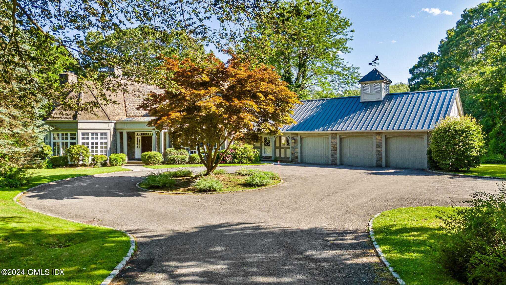 Property for Sale at 25 Selden Lane, Greenwich, Connecticut - Bedrooms: 5 
Bathrooms: 7.5  - $3,495,000