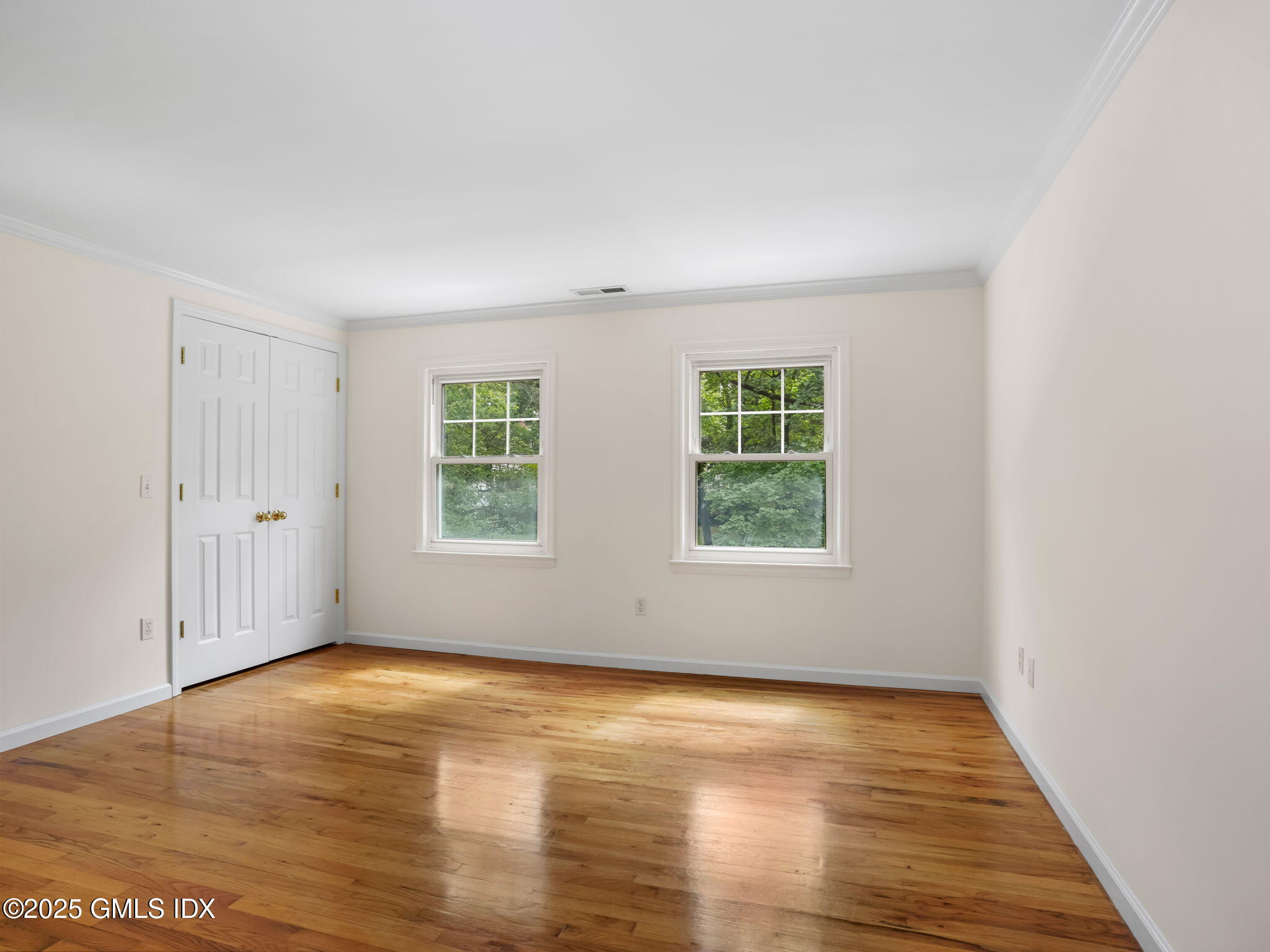 Riverside, Connecticut 06878, United States, 4 Bedrooms Bedrooms, ,4 BathroomsBathrooms,Residential,Active,192064