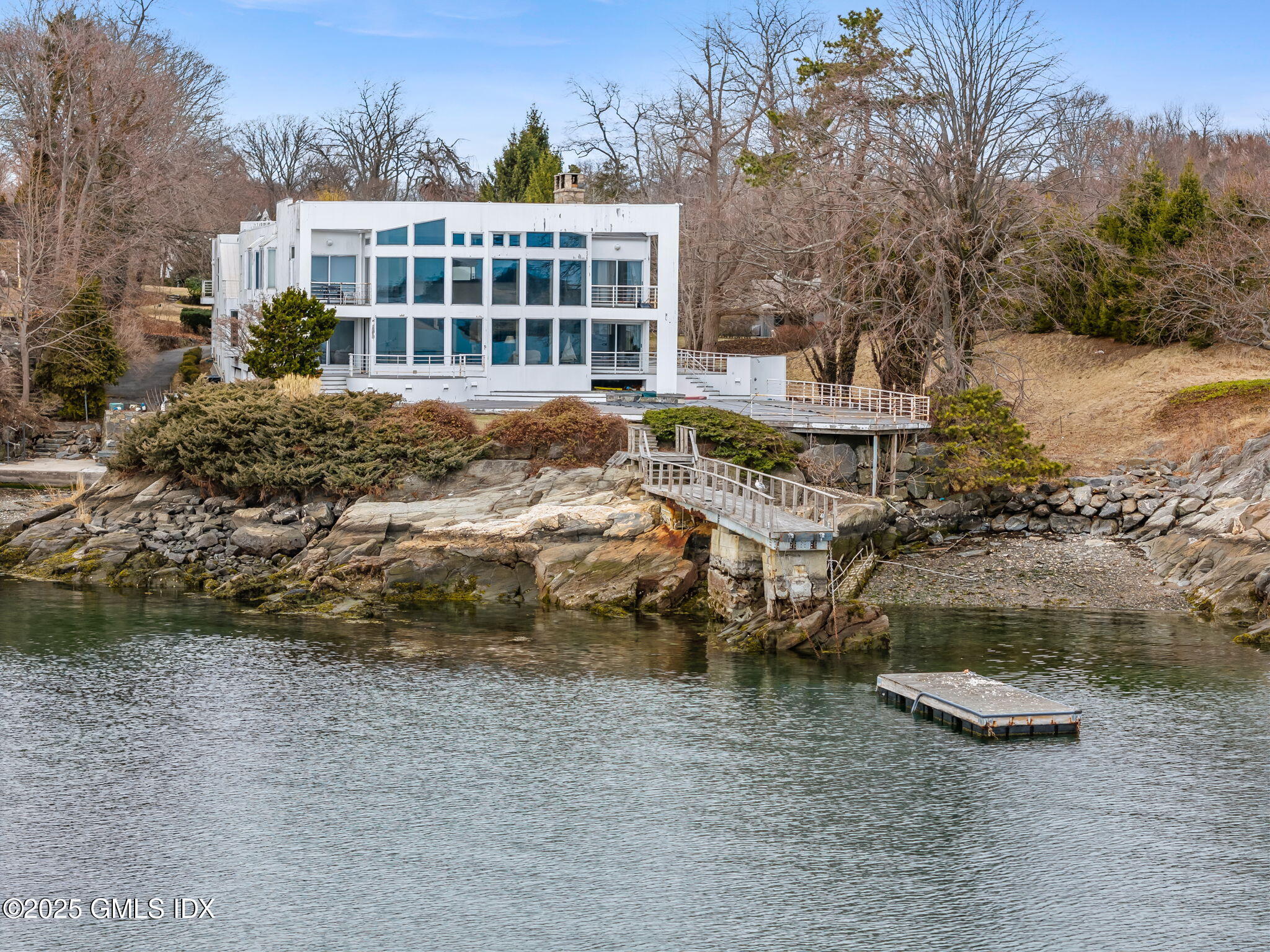 111 Byram Shore Road, Greenwich, Connecticut - 8 Bedrooms  
7 Bathrooms - 