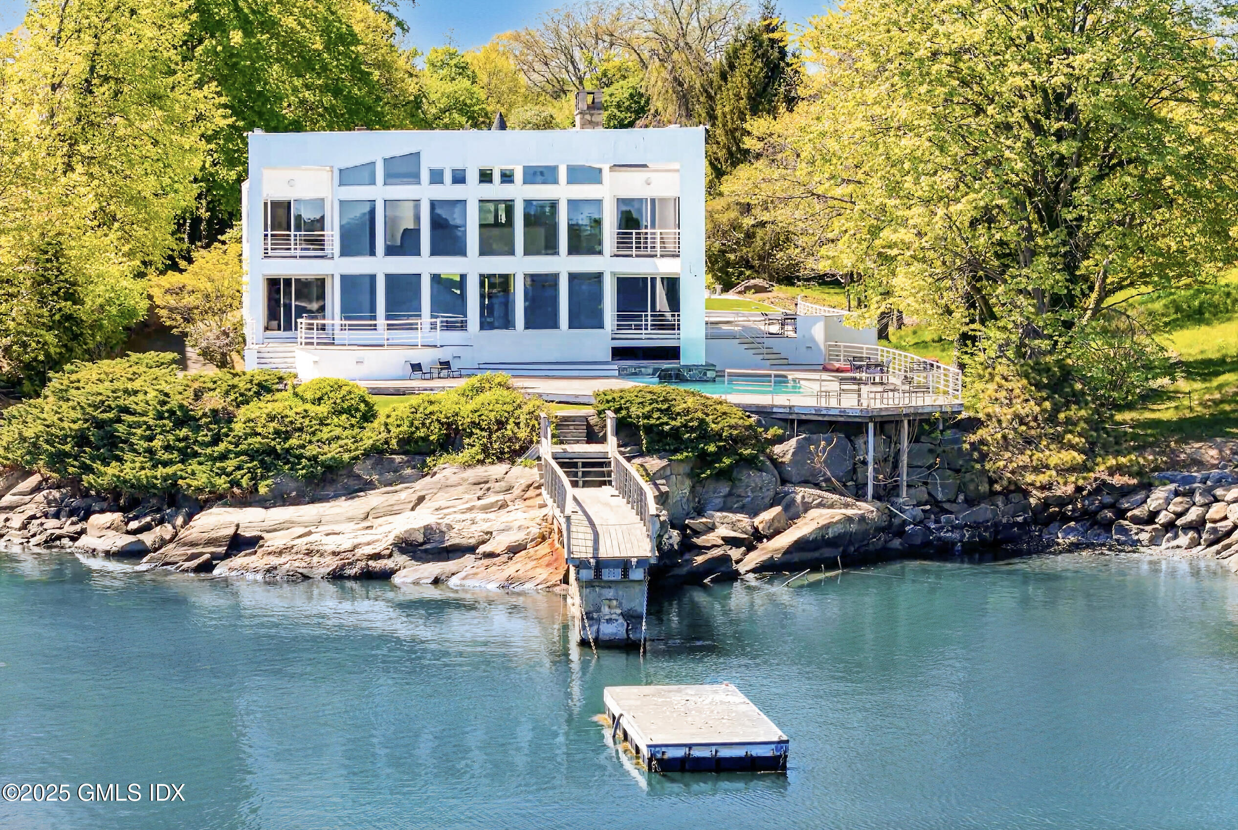 Photo 1 of 111 Byram Shore Road, Greenwich, Connecticut, $11,000,000, Web #: 122540