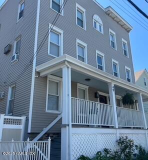 Rental Property at 49 S Water Street, Greenwich, Connecticut - Bedrooms: 3 
Bathrooms: 2  - $3,300 MO.
