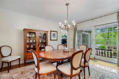 A home in Cos Cob