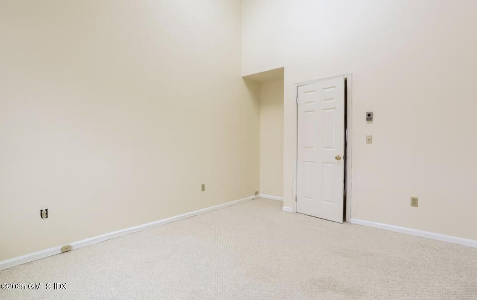 Cos Cob, Connecticut 06807, United States, 2 Bedrooms Bedrooms, ,2 BathroomsBathrooms,Residential,Active,195124