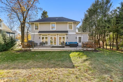 A home in Cos Cob