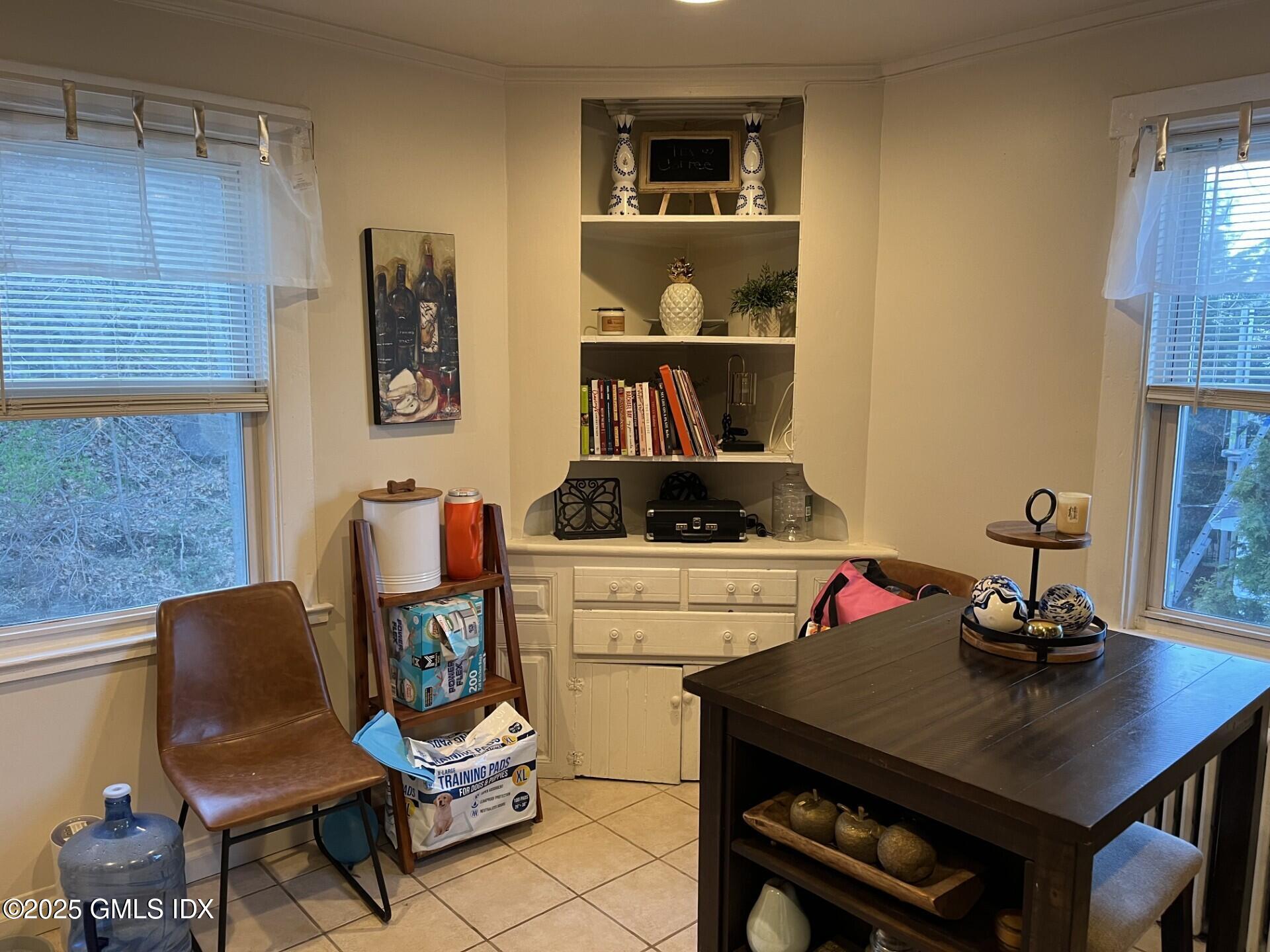 Greenwich, Connecticut 06830, United States, 2 Bedrooms Bedrooms, ,1 BathroomBathrooms,Residential,Active,152098