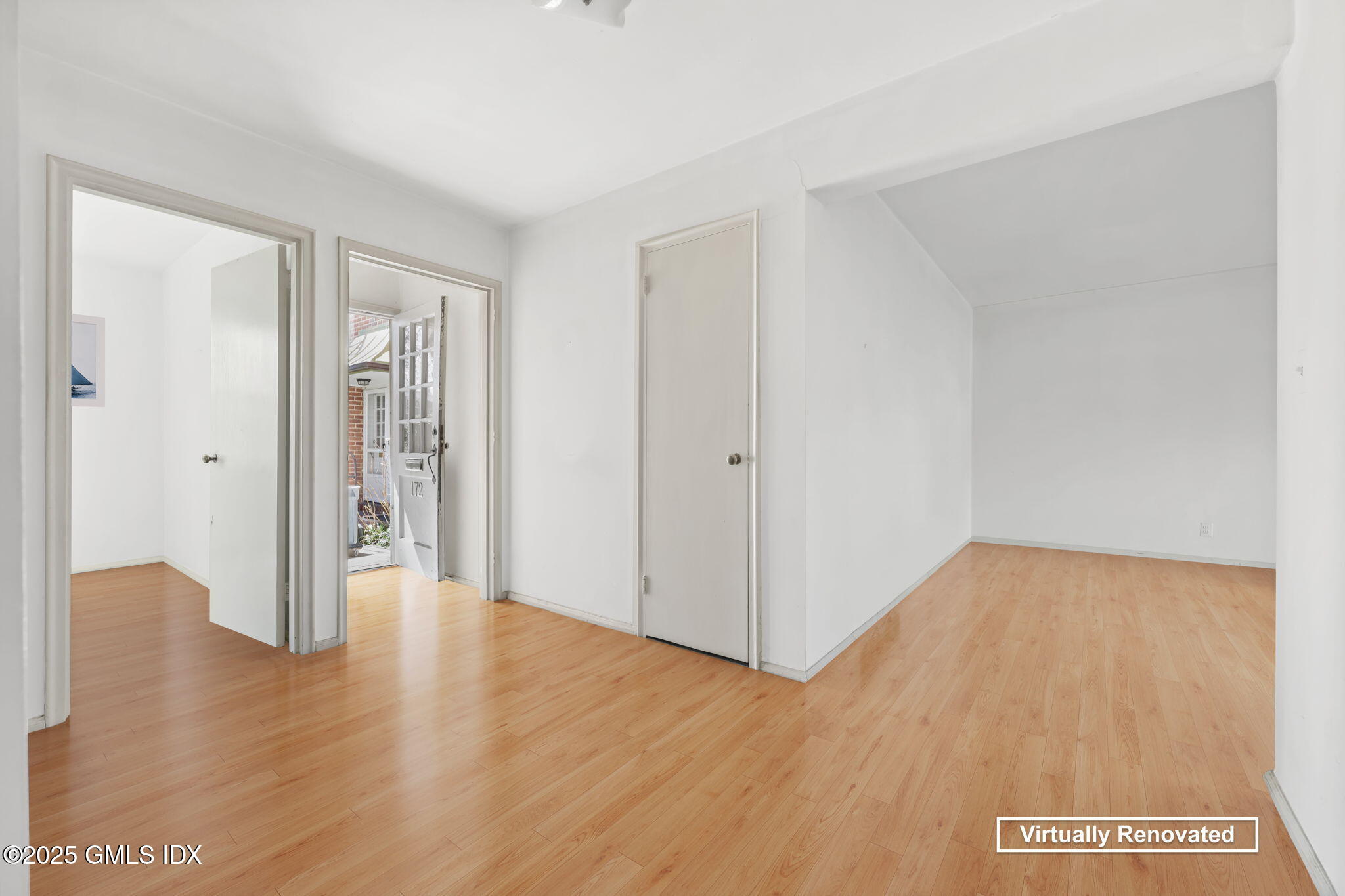 Greenwich, Connecticut 06830, United States, 2 Bedrooms Bedrooms, ,1 BathroomBathrooms,Residential,Contingent,103877