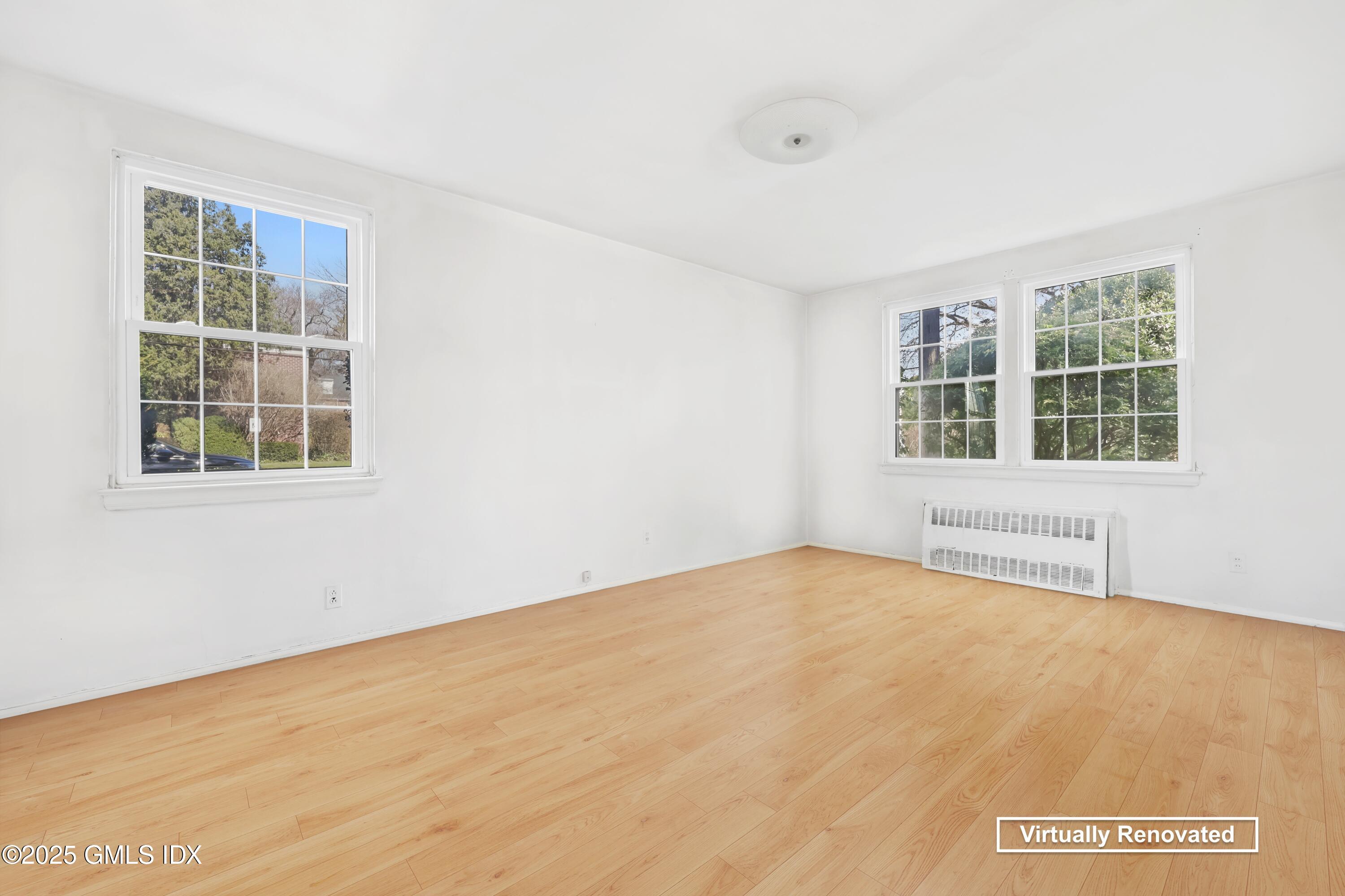 Greenwich, Connecticut 06830, United States, 2 Bedrooms Bedrooms, ,1 BathroomBathrooms,Residential,Contingent,103877