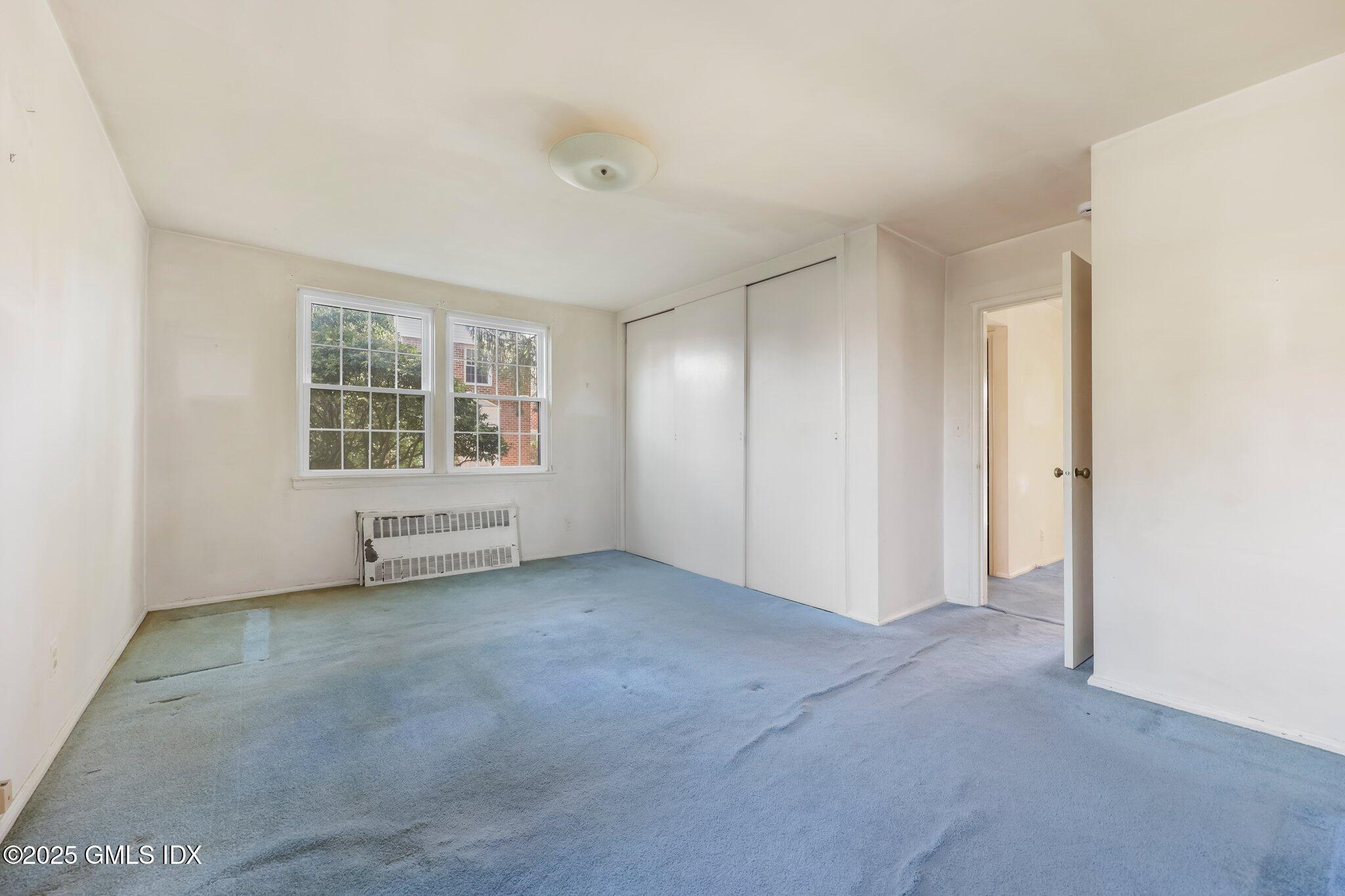 Greenwich, Connecticut 06830, United States, 2 Bedrooms Bedrooms, ,1 BathroomBathrooms,Residential,Contingent,103877