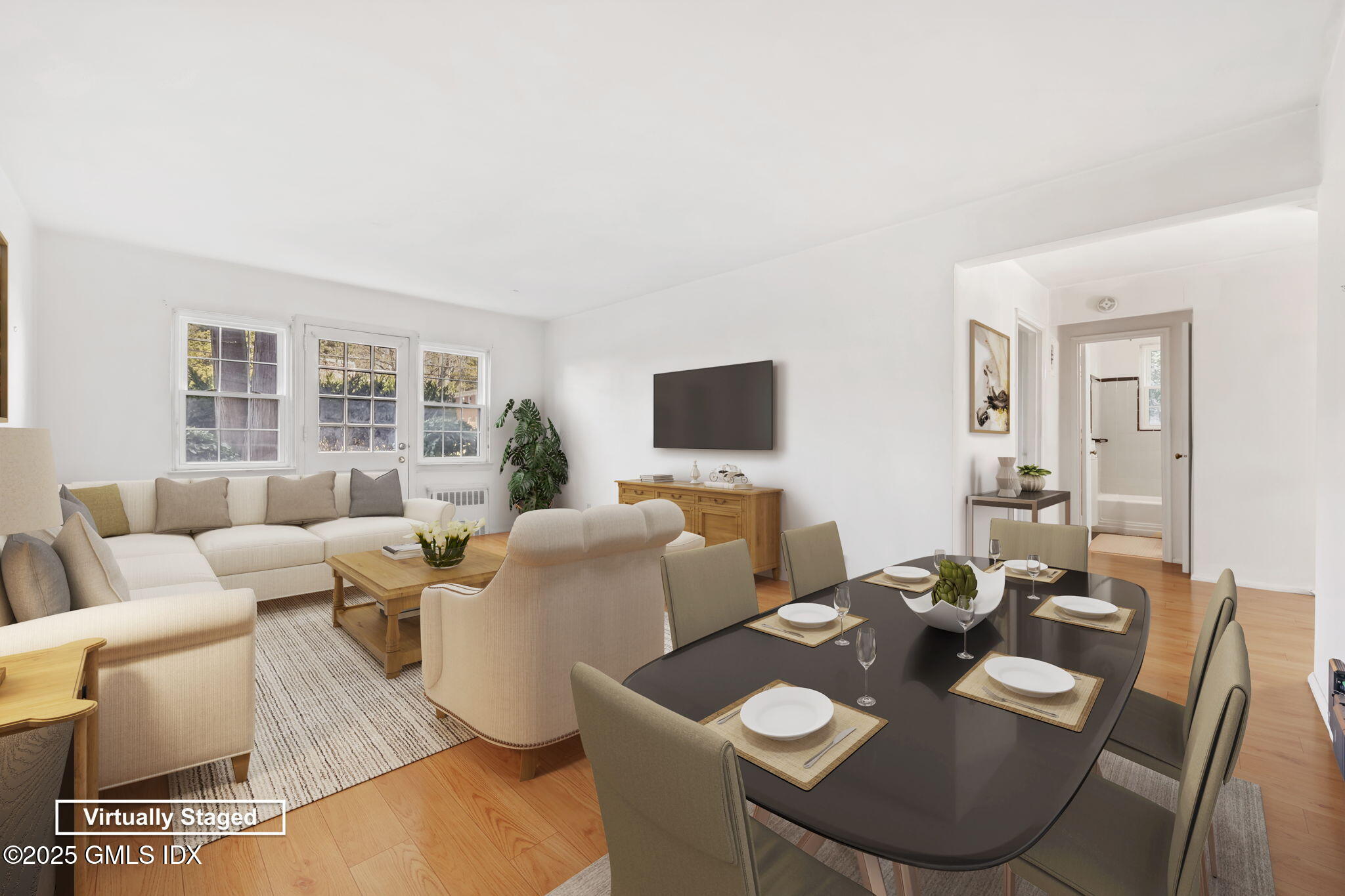 Greenwich, Connecticut 06830, United States, 2 Bedrooms Bedrooms, ,1 BathroomBathrooms,Residential,Contingent,103877